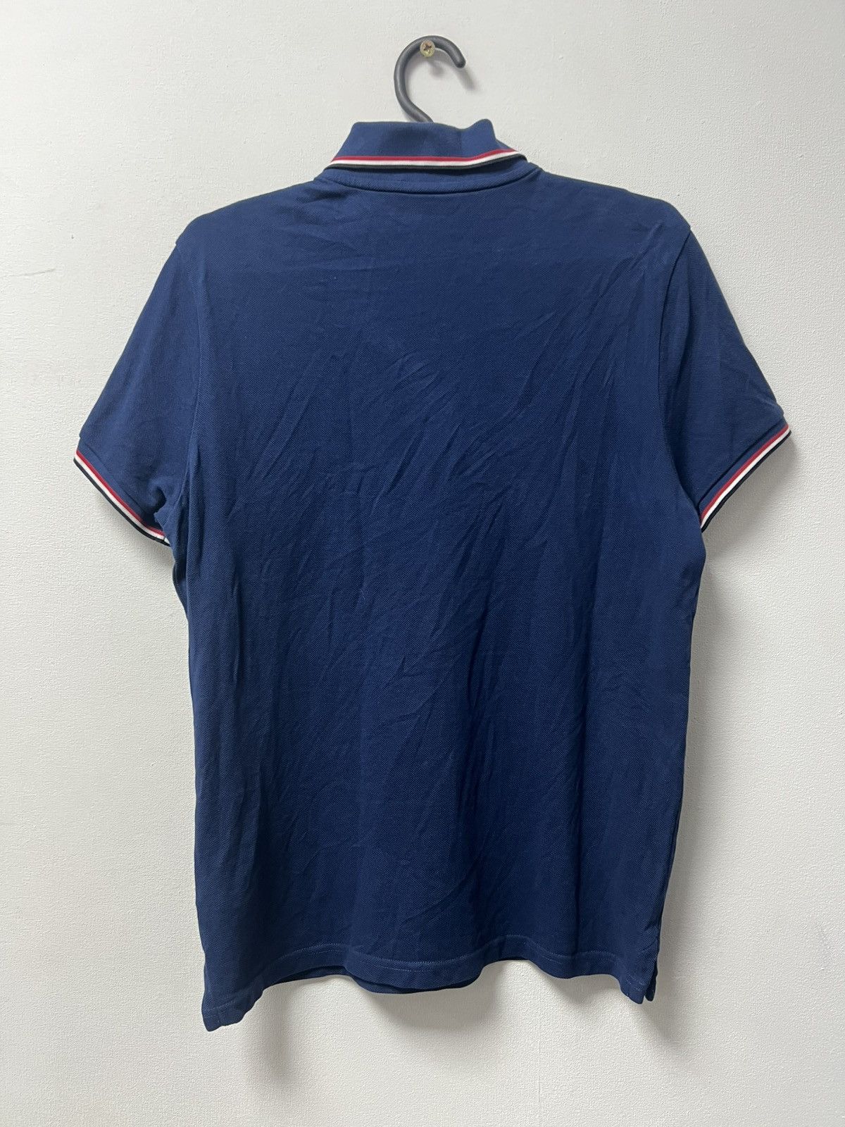 Moncler Moncler Polo Shirt Classic Logo Vintage Designer Size US S / EU 44-46 / 1 - 10 Thumbnail