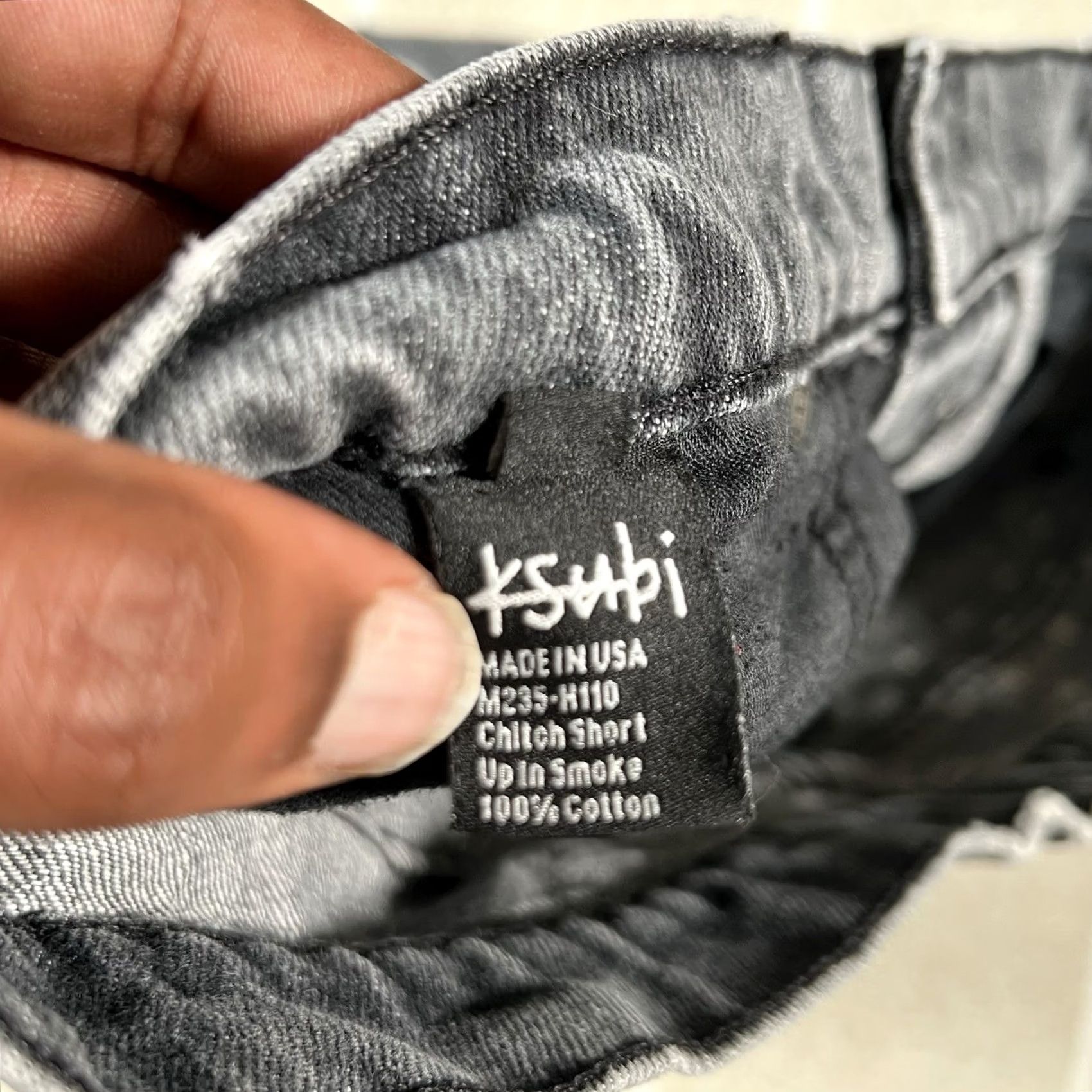 Ksubi Ksubi Chitch Boneyard Distressed Denim Jean Shorts 32 Knee Holes Men Jeans Blue Denim Beltsable 32 Mens Distressed Pattern Keywords Size US 32 / EU 48 - 4 Thumbnail