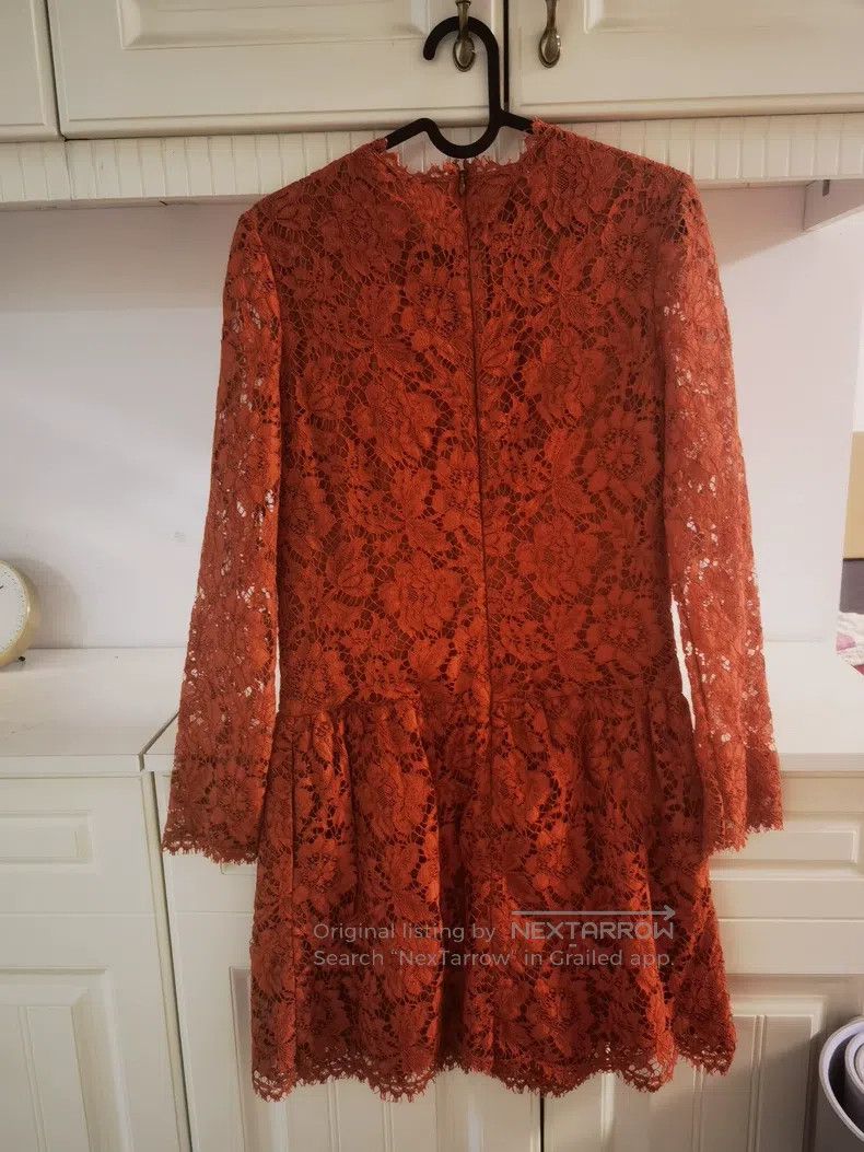 Valentino Valentino Lace dress Size S / US 4 / IT 40 - 2 Thumbnail