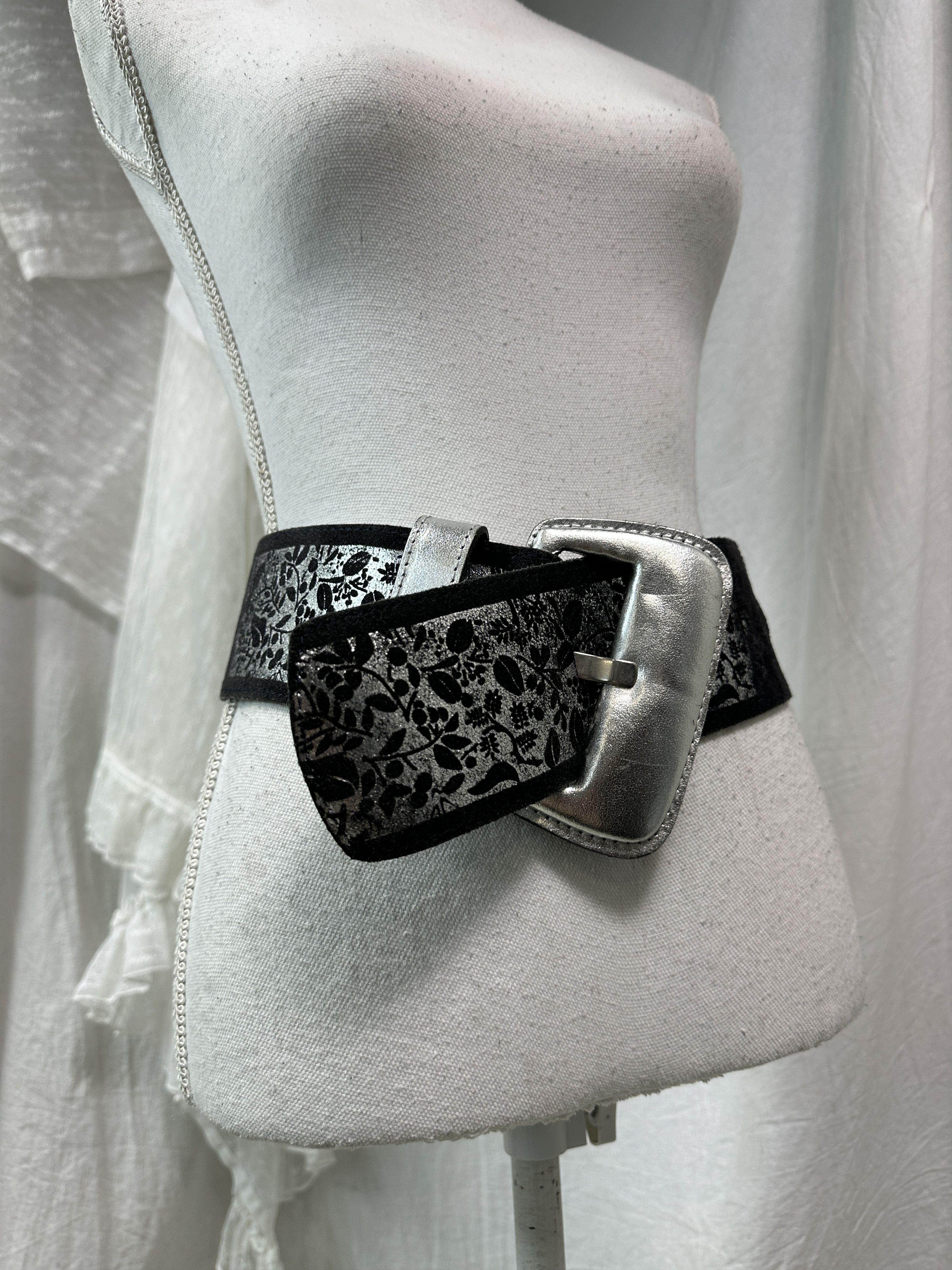 Vintage Vintage Avant Garde Grunge Oversized Waist Belt 00s Size ONE SIZE - 5 Thumbnail