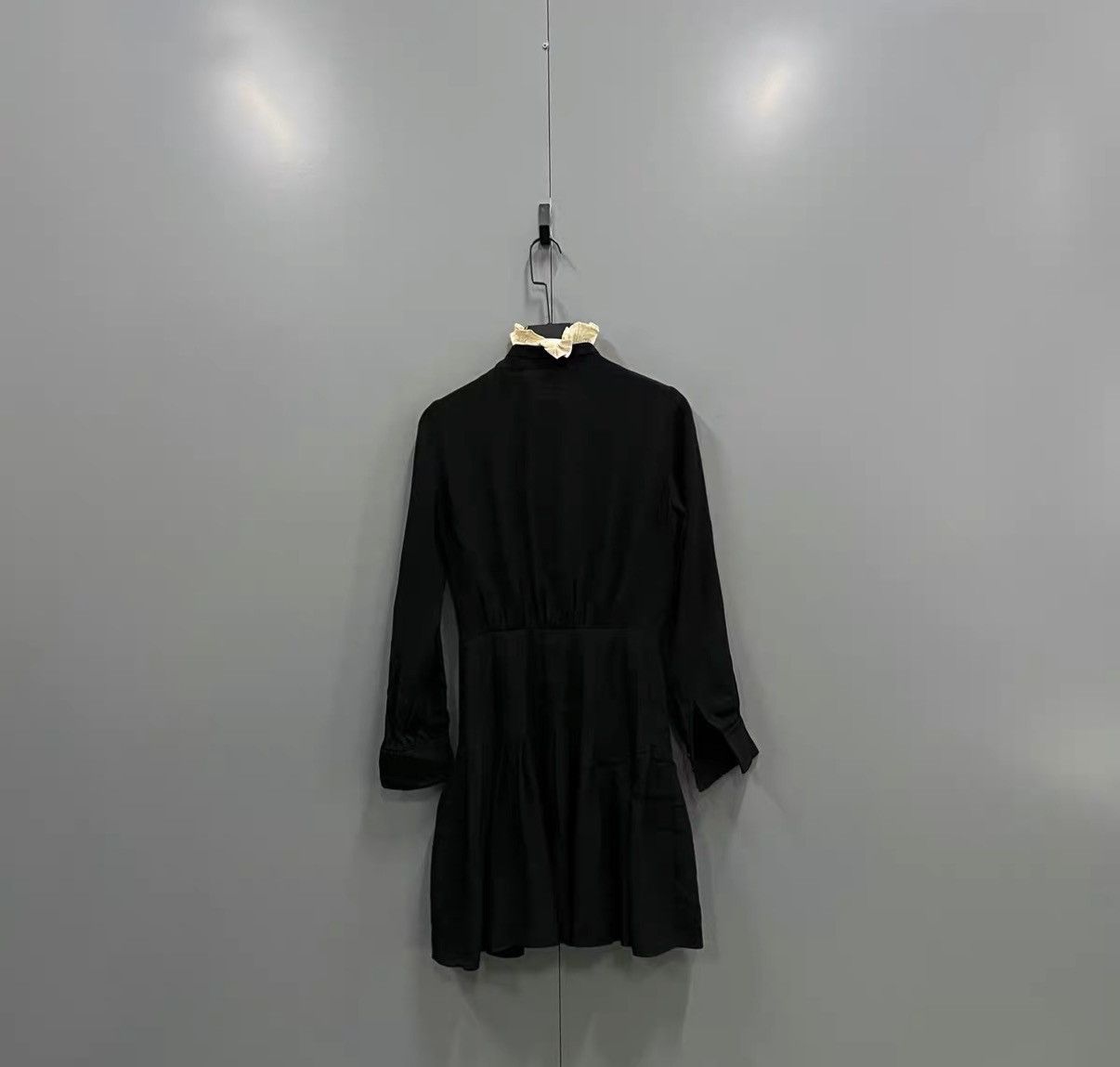 Celine Celine Lace-trim Neck Long-sleeve Dress J41 Size XS / US 0-2 / IT 36-38 - 2 Thumbnail