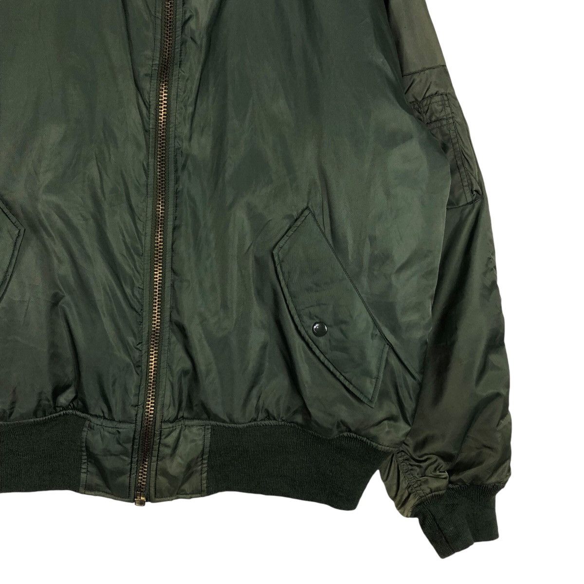 Japanese Brand Vintage RiotRiot Bomber Jacket Military Design Issey Miyake Size US L / EU 52-54 / 3 - 6 Thumbnail
