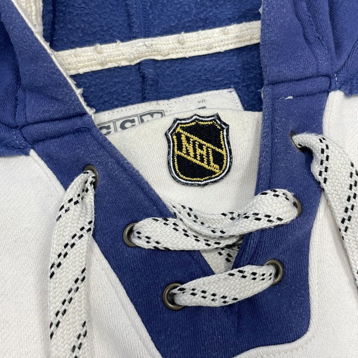 NHL × Reebok × Vintage Vintage Reebok CCM NHL Hockey Hoodie Size L Size US L / EU 52-54 / 3 - 16 Thumbnail