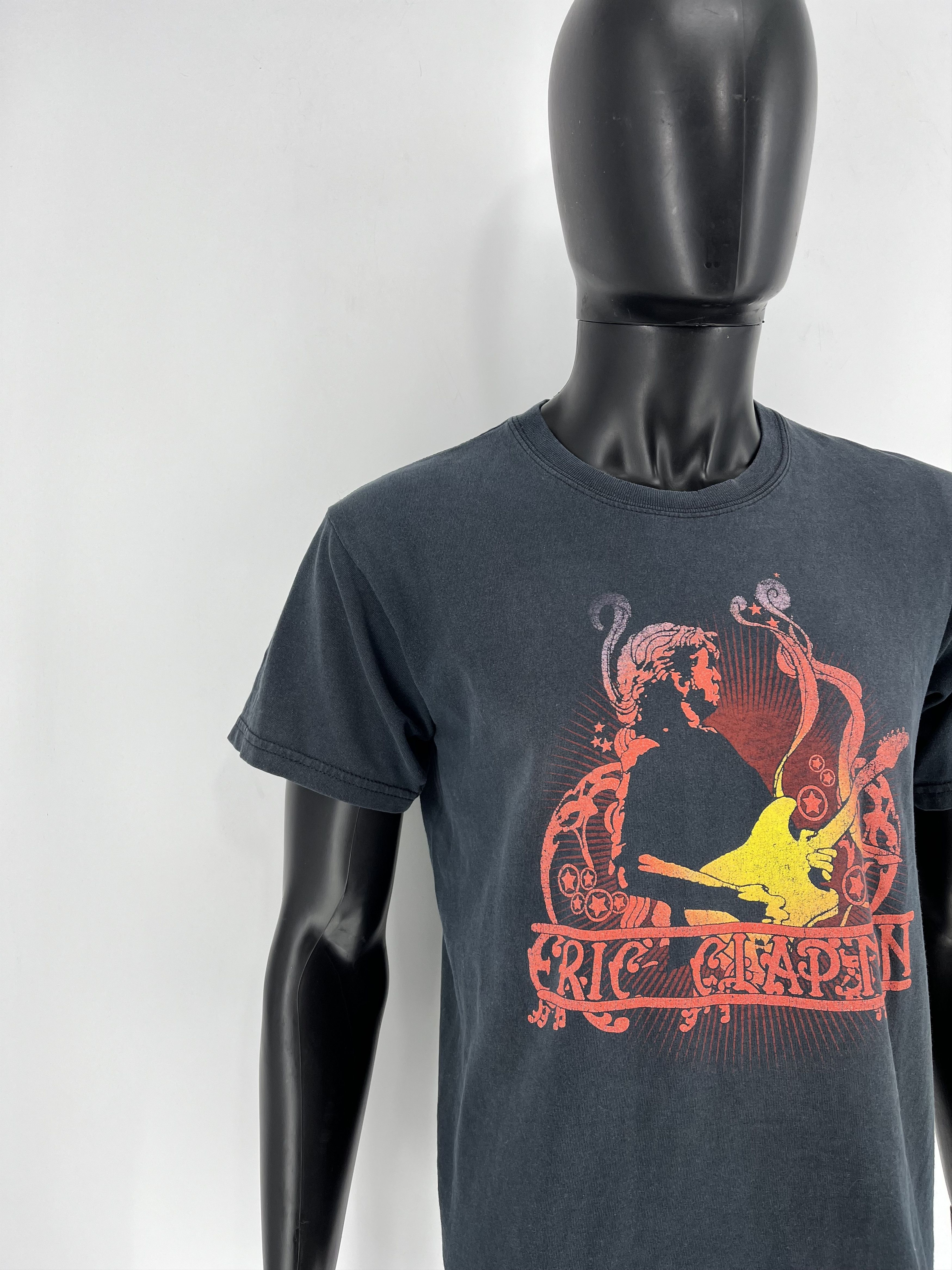 Band Tees Eric Clapton World Tour 2006/07 Europe T-shirt Size US L / EU 52-54 / 3 - 6 Thumbnail