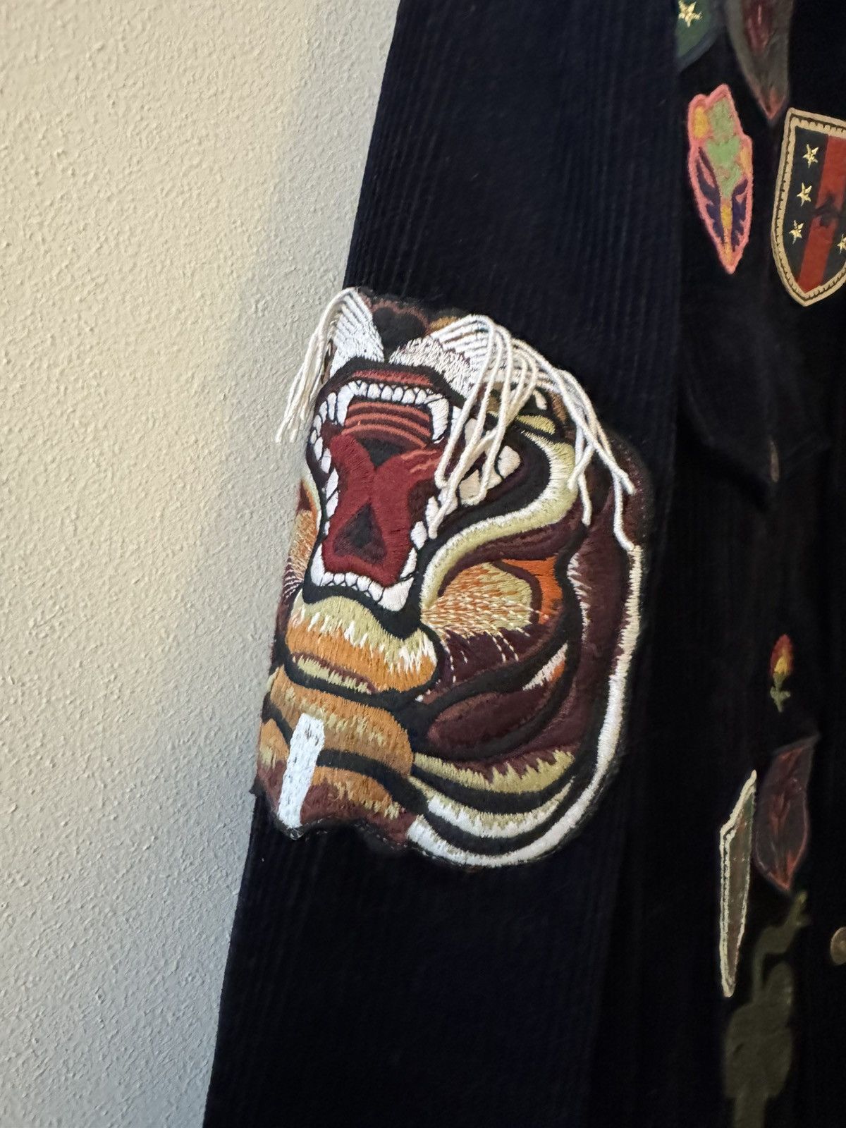 Gucci L'Aveugle Par Amour corduroy jacket Size US S / EU 44-46 / 1 - 4 Thumbnail