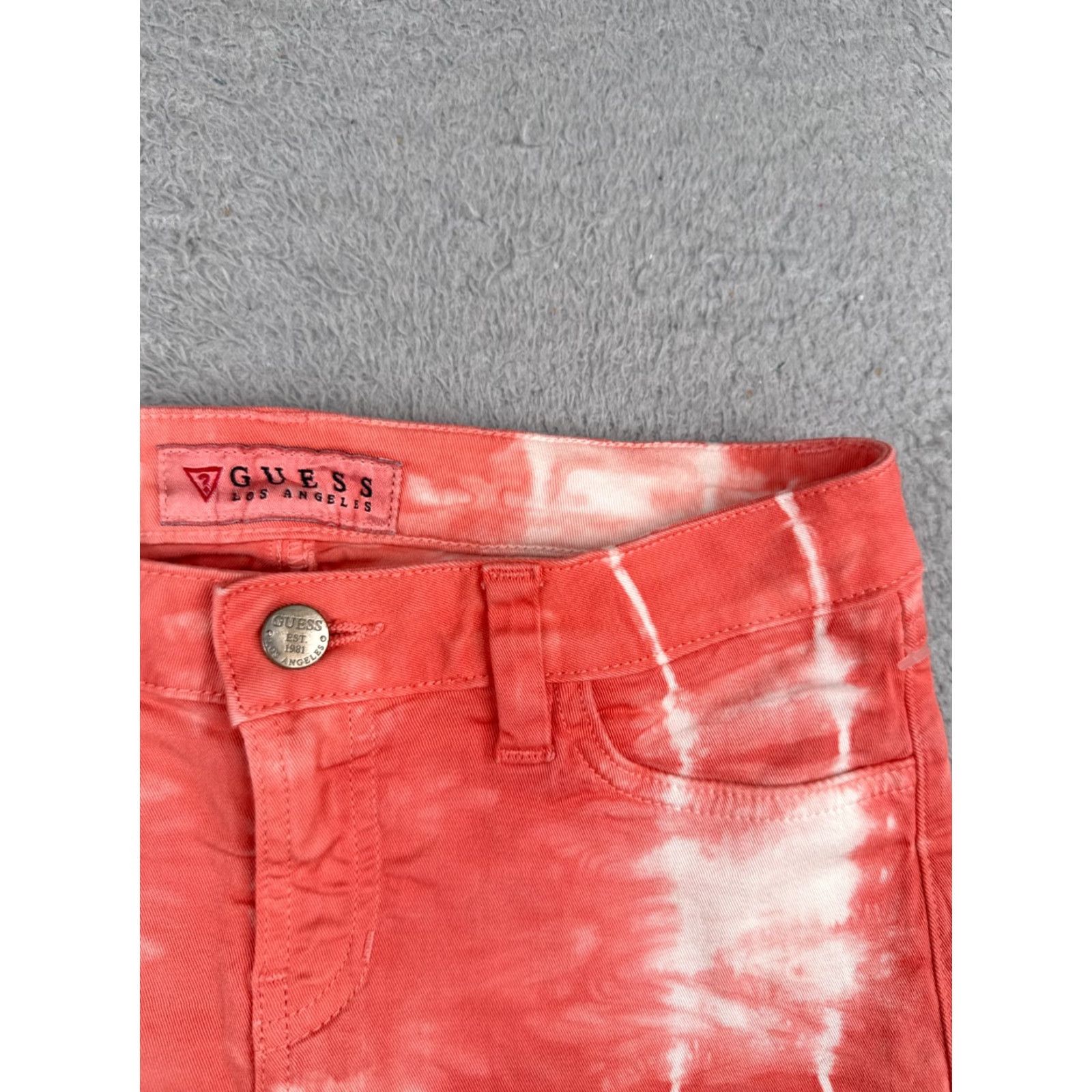 Guess GUESS Shorts Women Pink White Tie Dye Cotton Blend Beach Casual 27x3 27 Regular Waist Elastic Front 5-Pocket Denim Chino Shells Pattern Solid Size 27" / US 4 / IT 40 - 5 Thumbnail