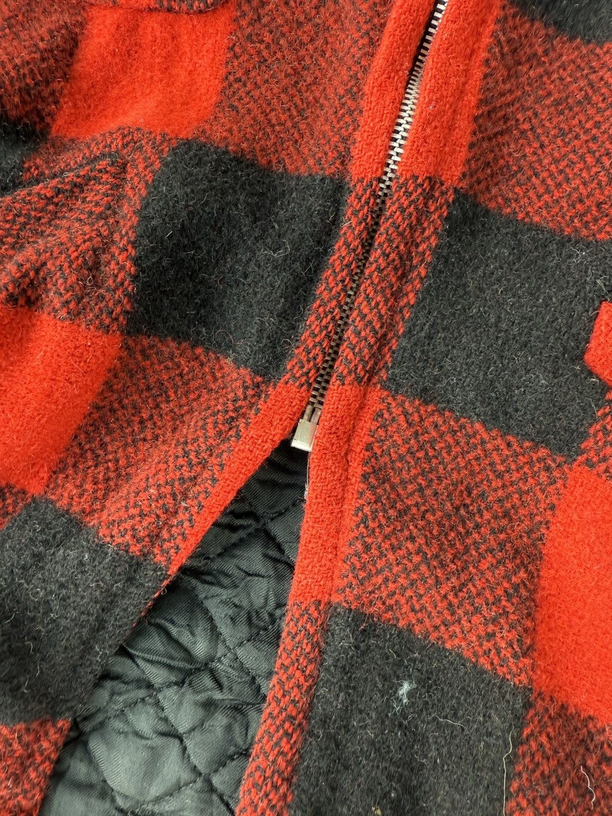 Vintage Vintage 1940s Red Buffalo Plaid Wool Mackinaw Hunting Jacket Size US L / EU 52-54 / 3 - 6 Thumbnail