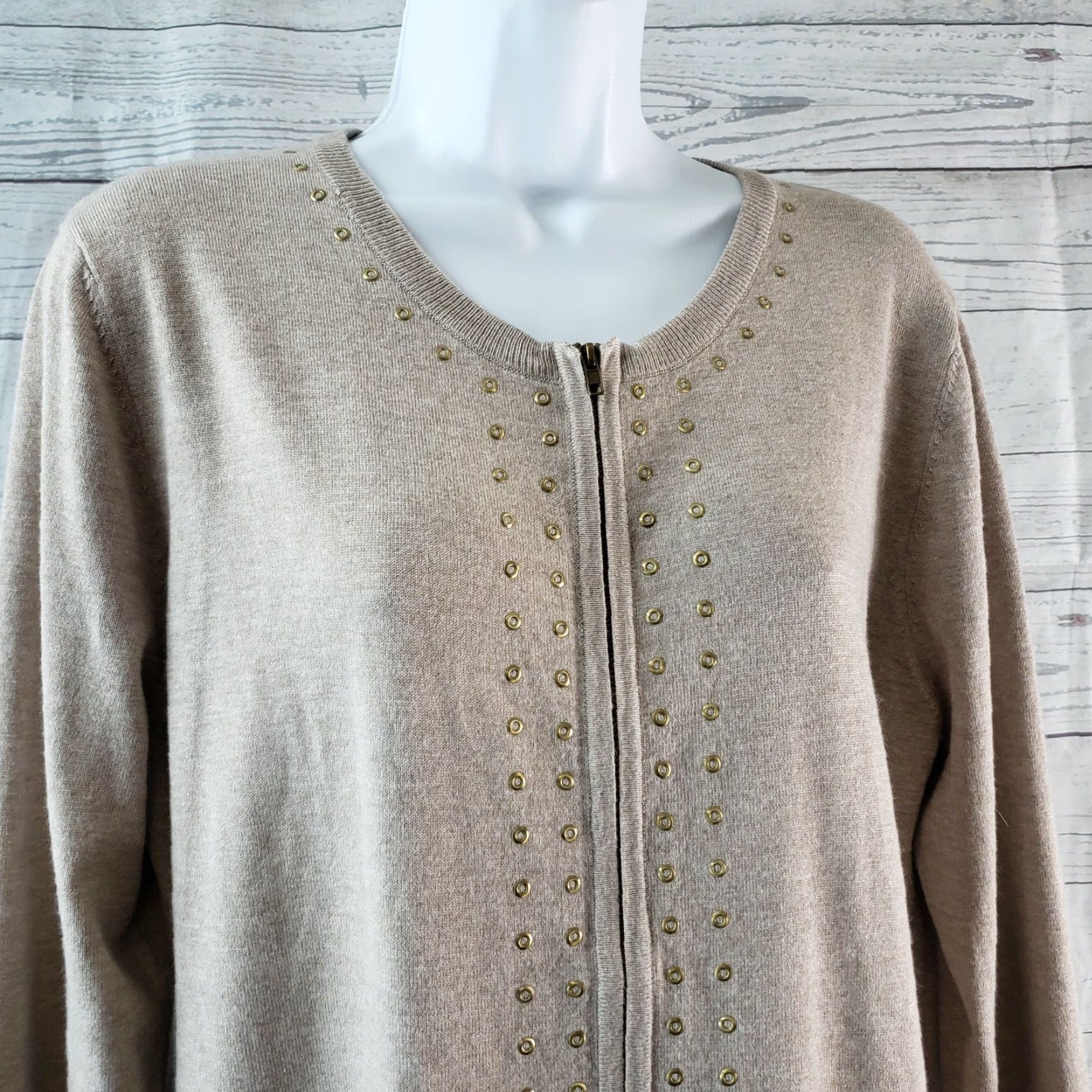 Vintage Sahalie Women's Sweater L Tan Embellished Full Zip Viscose Blend Knit Round Neck Long Sleeve Size L / US 10 / IT 46 - 2 Thumbnail