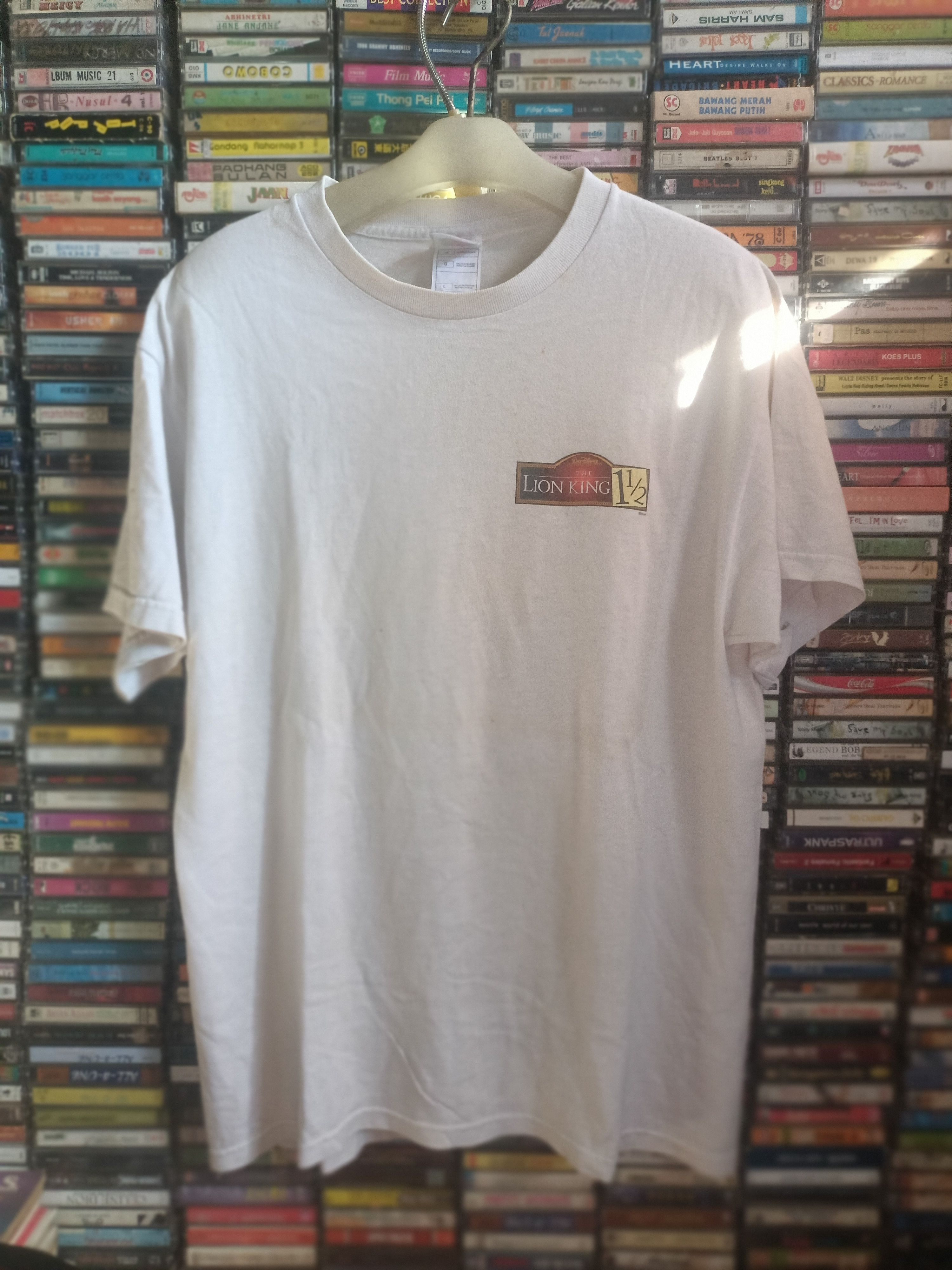 Disney Vintage 2004 Disney The Lion King 1½ Movie Promo tee fotl Size US L / EU 52-54 / 3 - 1 Thumbnail