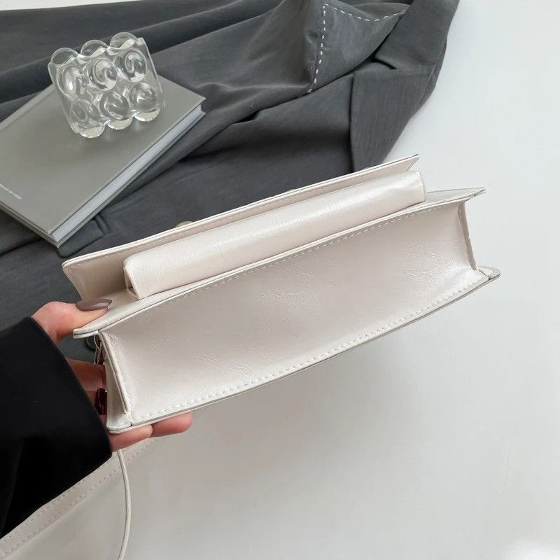 Vintage White PU Leather Crossbody Bag Size ONE SIZE - 7 Thumbnail