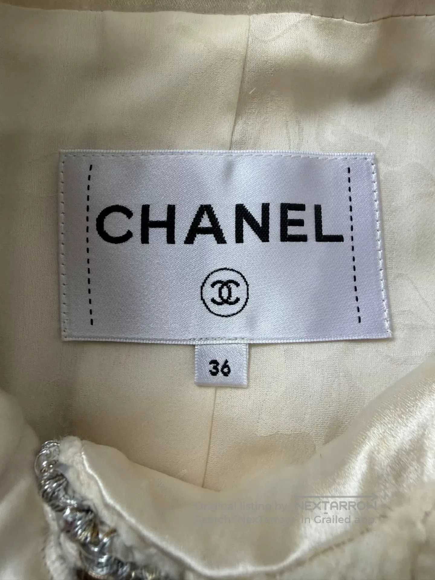Chanel Chanel Beige Tweed Pearl Button Jacket. Size US S / EU 44-46 / 1 - 4 Thumbnail