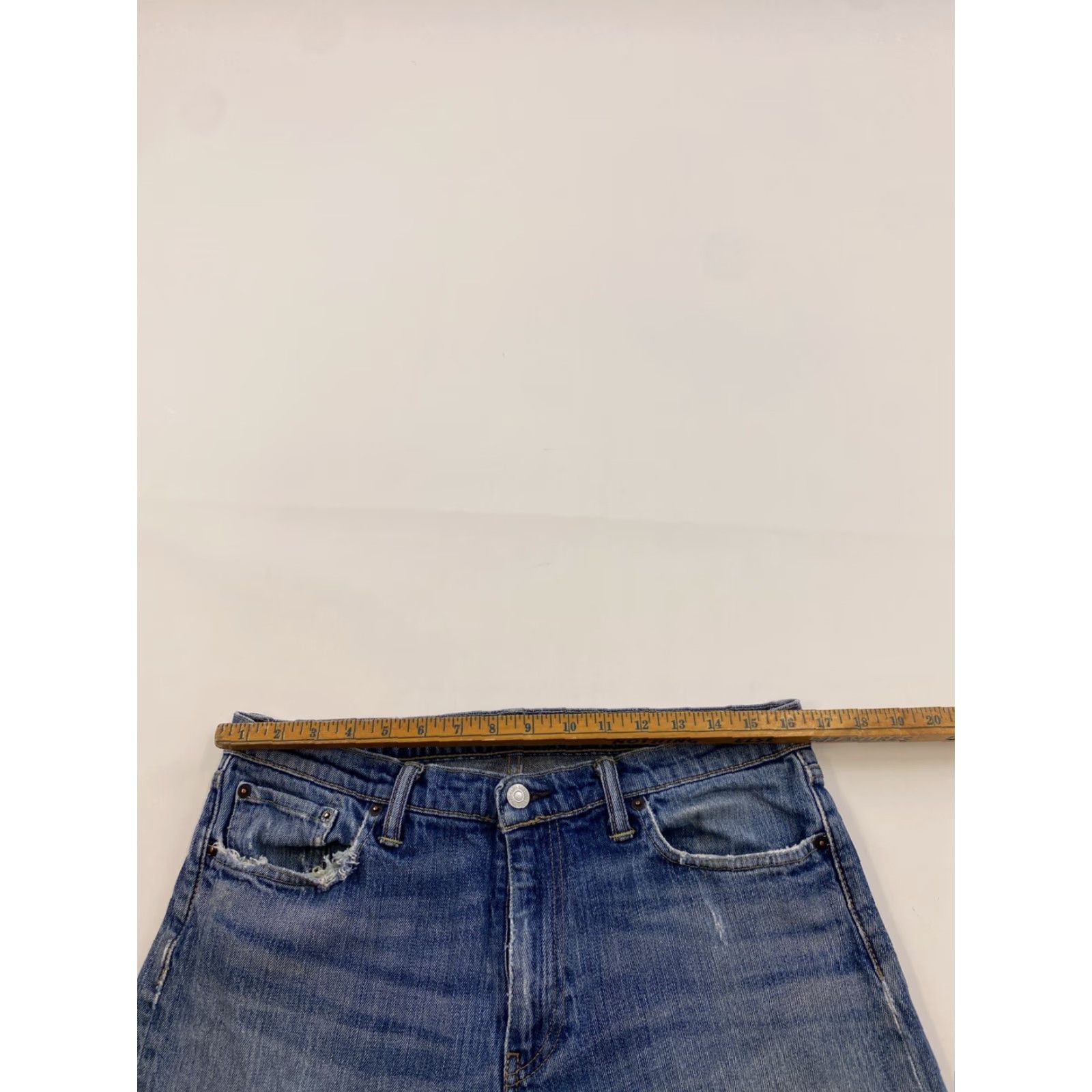 Levi's Levi’s 504 Jeans Mens Size 33x31 Blue Distressed Straight Jeans Mens 33 Blue Distressed 504 Levi’s Mens Clothing Size US 33 - 4 Thumbnail