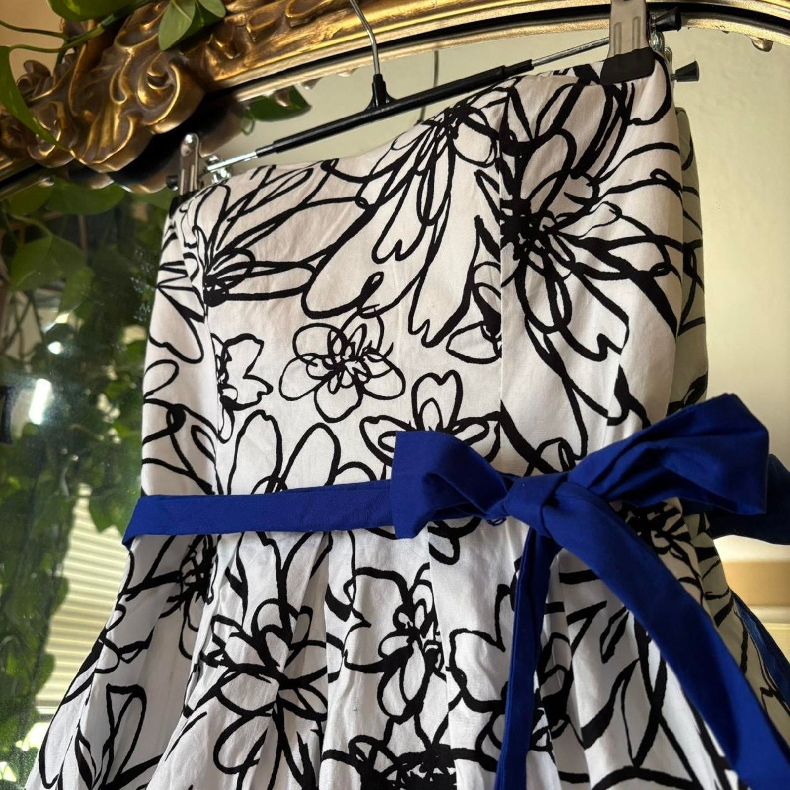Vintage Vintage BCX Dress Y2K Black White Floral Strapless Dress 1 Size XS / US 0-2 / IT 36-38 - 3 Thumbnail
