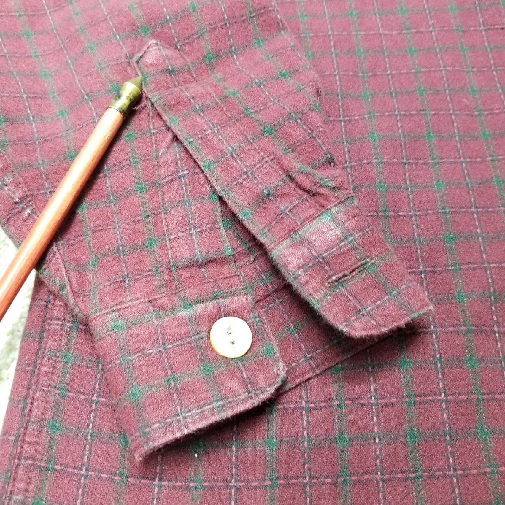 Vintage VINTAGE Flyshackers Clothing Co. Shirt Womens Large Burgundy Plaid Button Long Sleeve Size L / US 10 / IT 46 - 4 Thumbnail