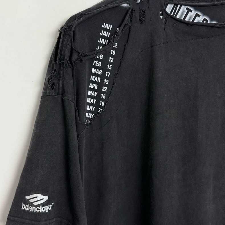 Balenciaga Balenciaga 3 B embroidered logo destruction calendar desig Size US M / EU 48-50 / 2 - 3 Thumbnail
