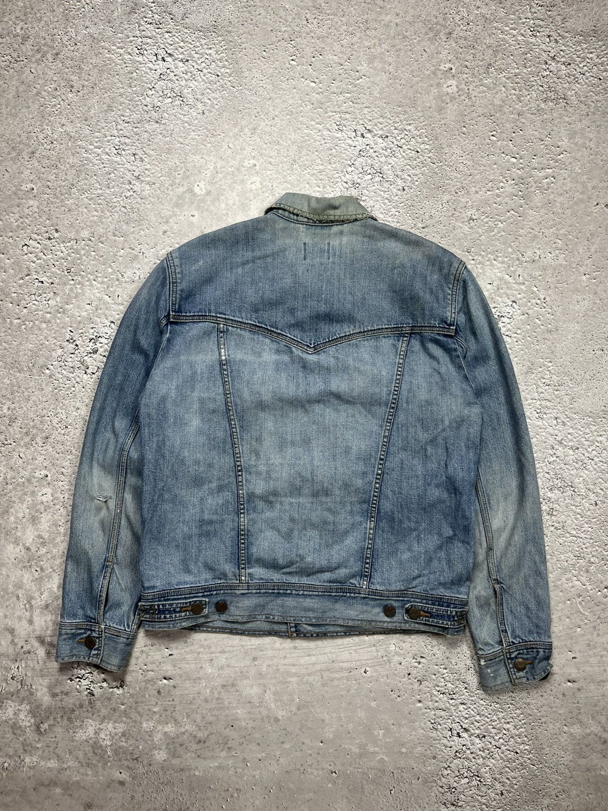 Wrangler Wrangler Distressed Denim Jacket Casual Fit M Size Size US M / EU 48-50 / 2 - 13 Thumbnail