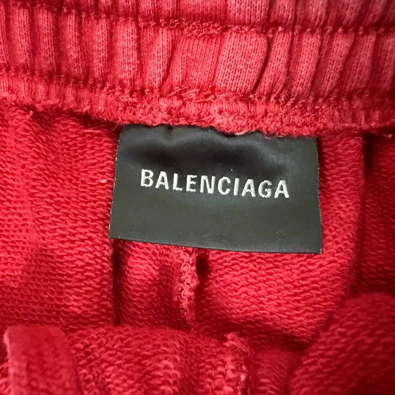 Balenciaga Balenciaga size M Red Manchester United graffiti mud dyed Size US 27 - 3 Thumbnail