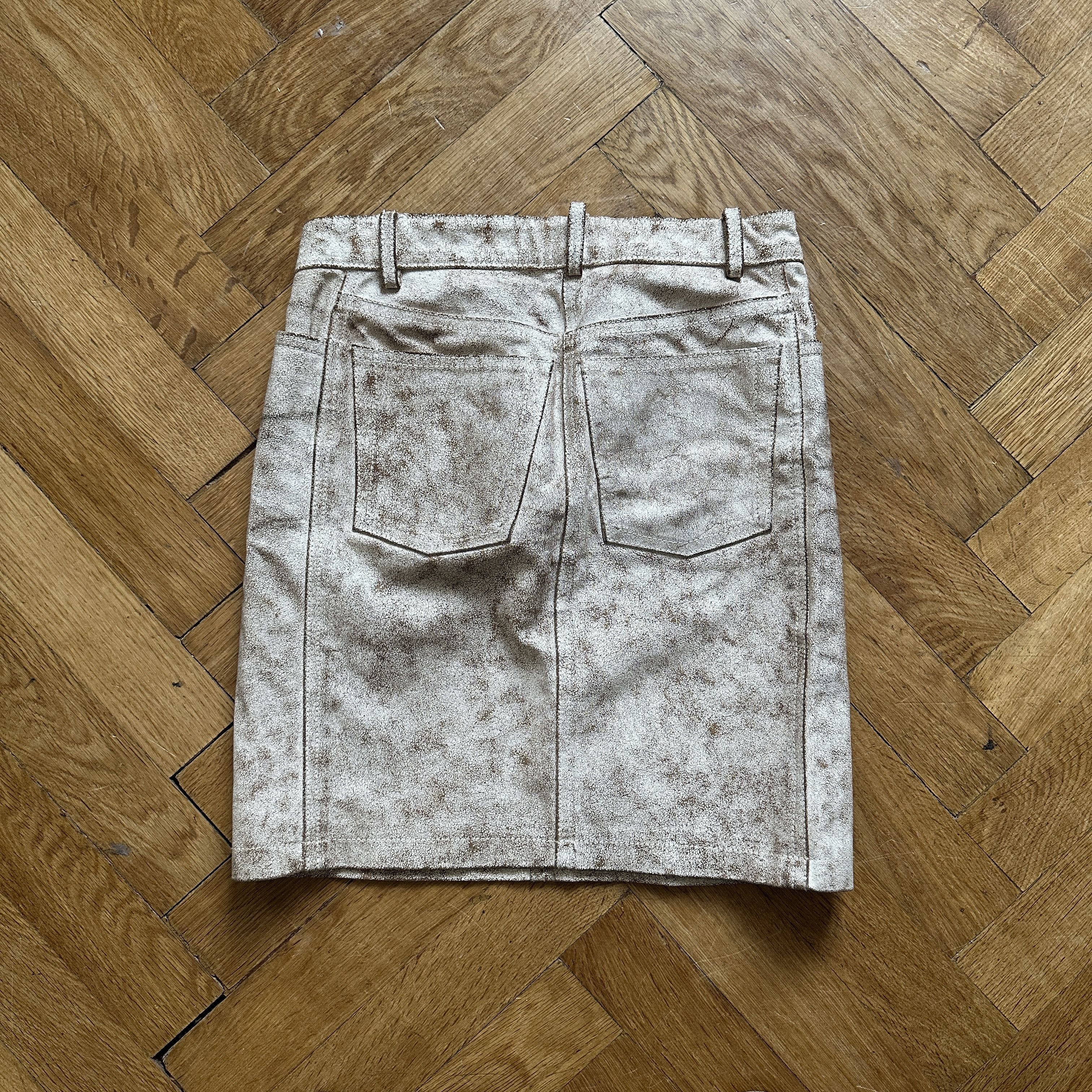 Ann Demeulemeester SS02 White Cracked Leather Skirt Size 26" / US 2 / IT 38 - 2 Thumbnail