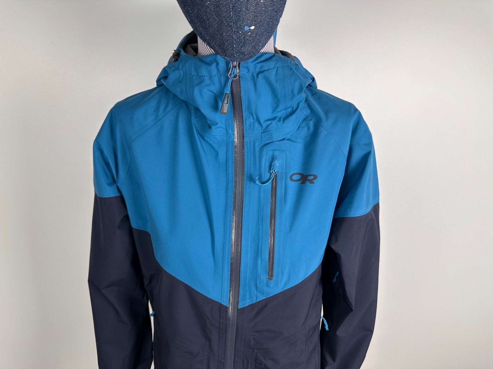 Outdoor Research Outdoor Research Foray Gore-Tex Jacket Waterproof Blue Sz L Size L / US 10 / IT 46 - 3 Thumbnail