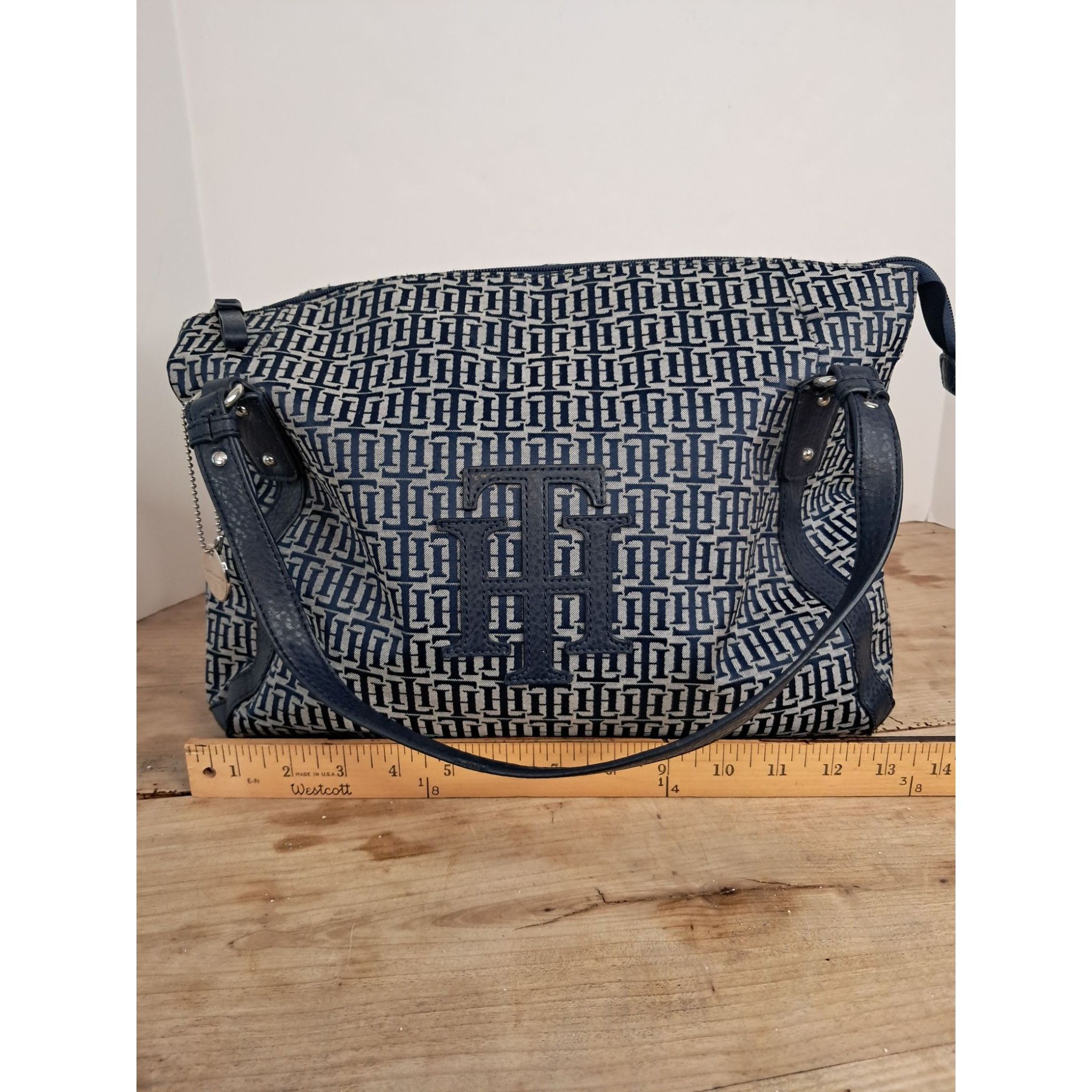 Tommy Hilfiger Tommy Hilfiger Large Monogram Shoulder Tote Bag Size ONE SIZE - 17 Thumbnail