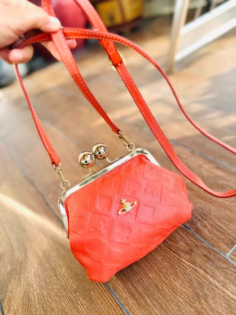 Vivienne Westwood Vivienne Westwood size os Classic gold ball embossed dumpli Size ONE SIZE - 3 Thumbnail