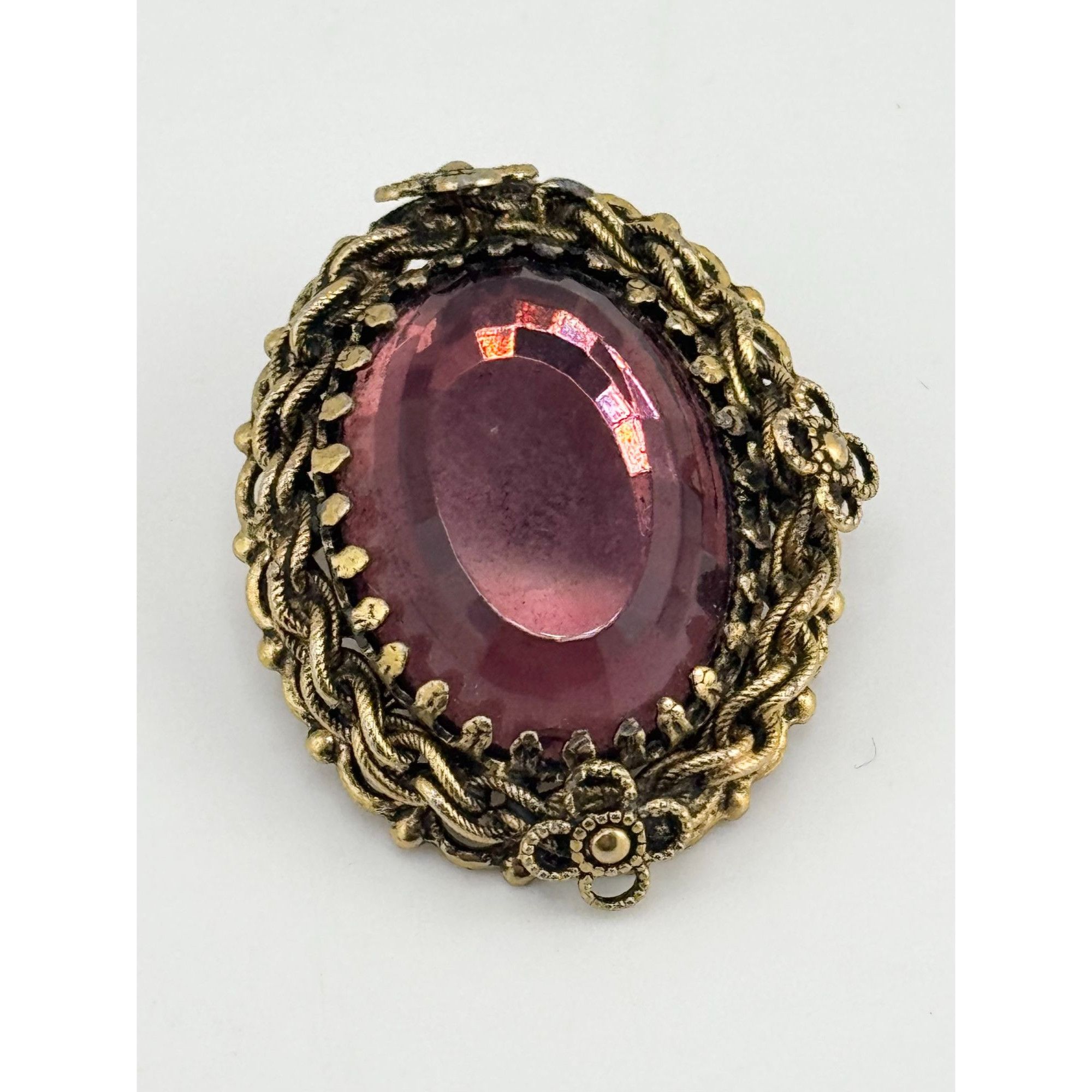 Vintage Vintage faceted purple glass floral brooch pin pendant Size ONE SIZE - 1 Thumbnail