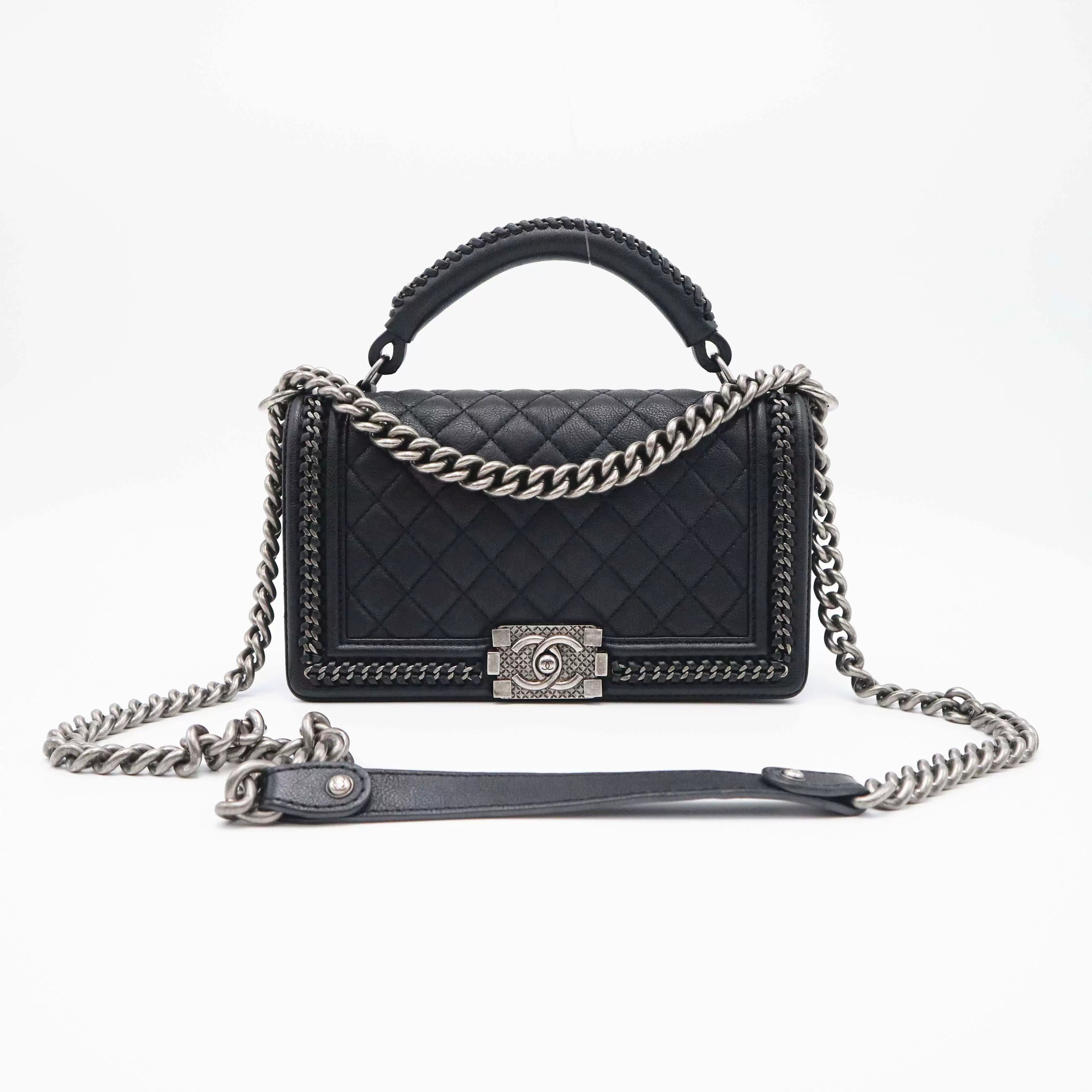 Chanel Pre-loved Bag Very good condition Size ONE SIZE - 1 Thumbnail