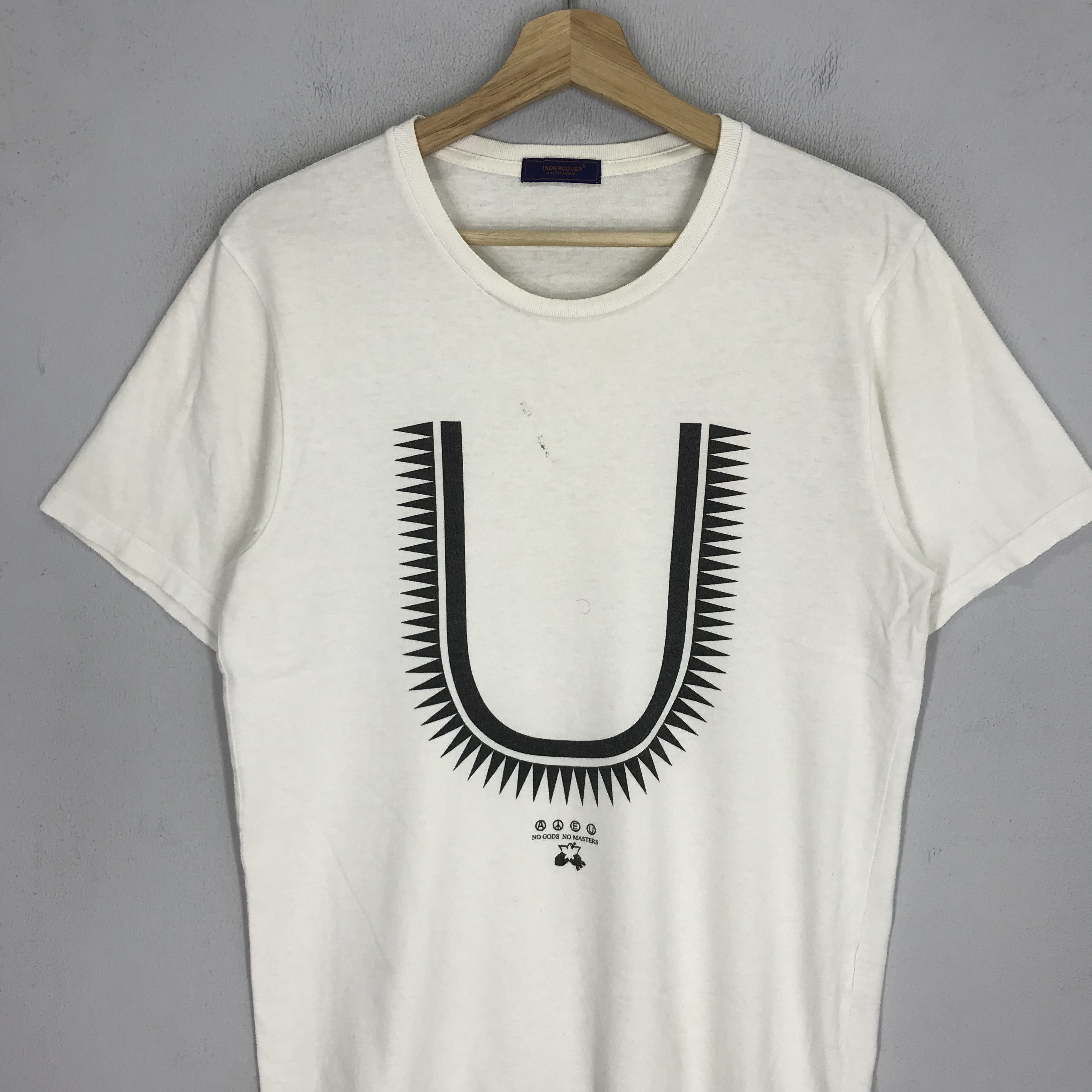 Undercover Vintage Undercover Jun Takahashi Big Logo White T shirt Size US M / EU 48-50 / 2 - 3 Thumbnail