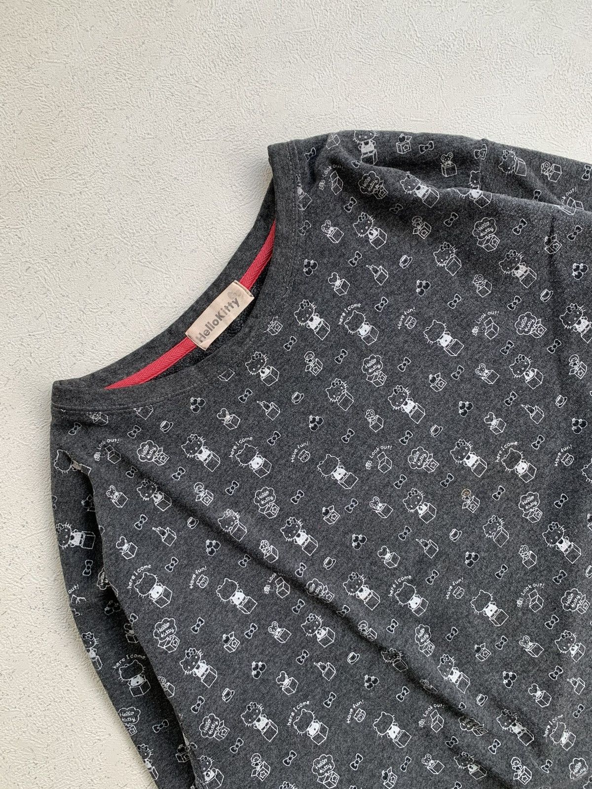 Japanese Brand RARE Hello Kitty Sweatshirt Undercover style Size US M / EU 48-50 / 2 - 5 Thumbnail