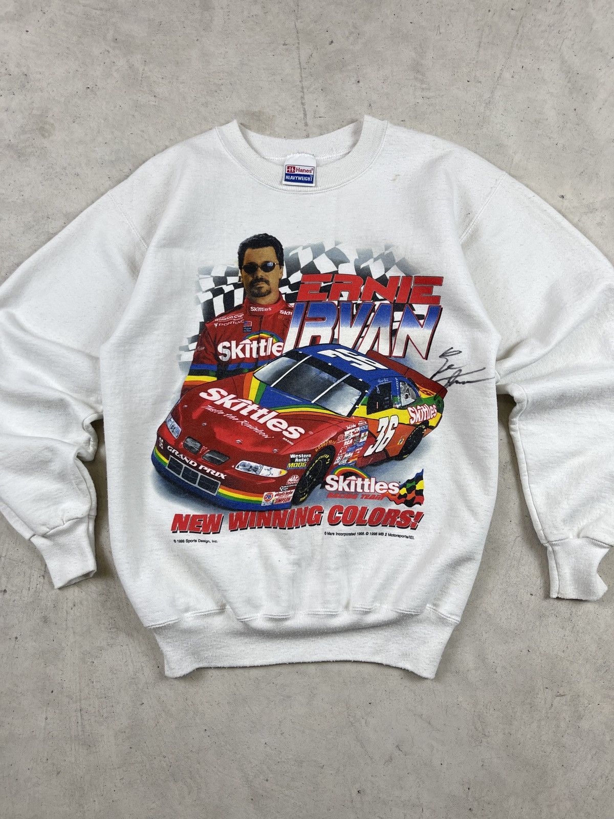 Chase Authentics × NASCAR × Vintage 1998 Ernie Irvan SKITTLES Sweatshirt (SIGNED) Size US M / EU 48-50 / 2 - 2 Thumbnail