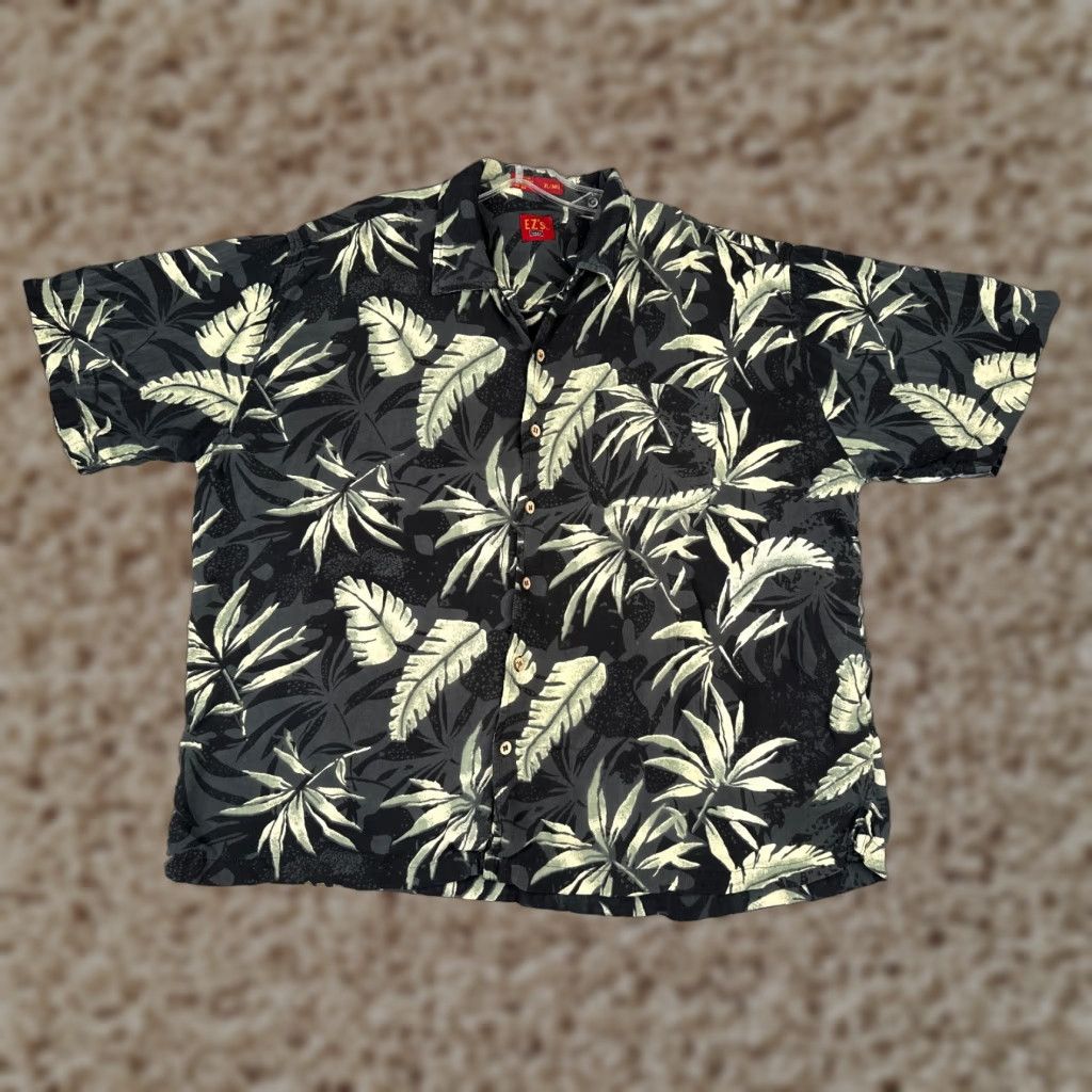 Haggar Haggar Shirt Men Extra Large Black Green Floral Hawaiian Floral 100% Rayon Size US XL / EU 56 / 4 - 1 Thumbnail