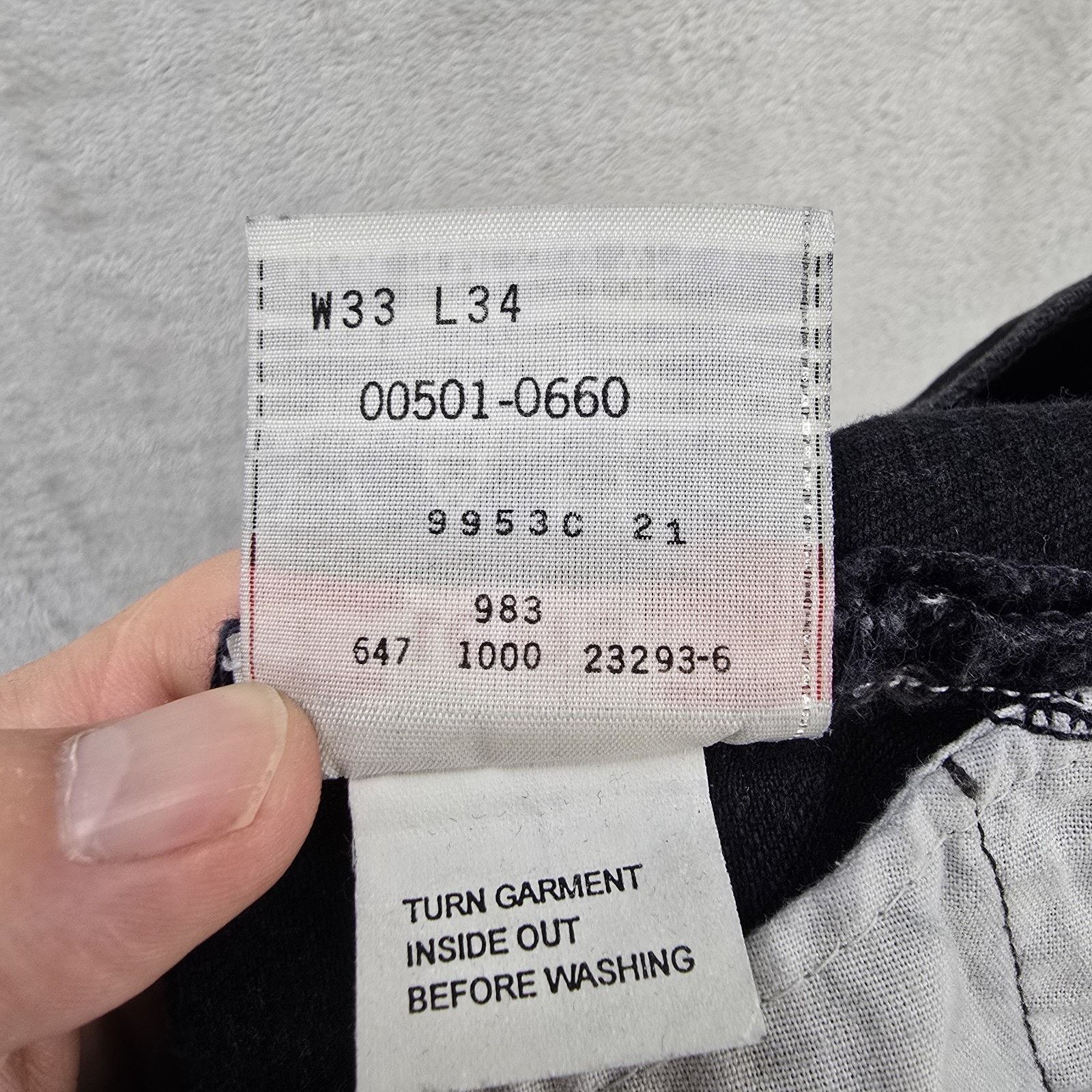Levi's Vintage Levi 501 Jeans Mens 33 x34 (Fits 30x30) Black Y2K Size US 30 / EU 46 - 6 Thumbnail