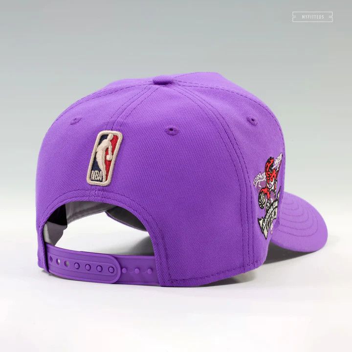 Born X Raised × NBA × New Era TORONTO RAPTORS 1995-1996 INAUGURAL SEASON NEW ERA SNAPBACK Size ONE SIZE - 4 Thumbnail