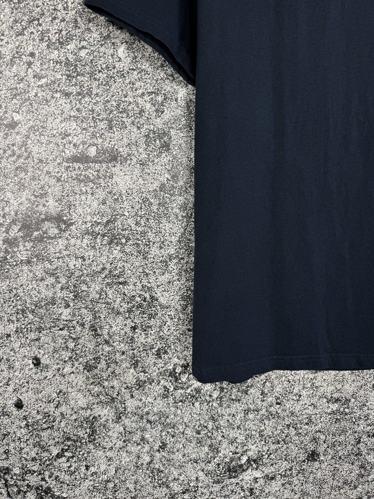 Barbour × Vintage Mens Barbour International T-Shirt Slim Fit Navy Blue Size L Size US M / EU 48-50 / 2 - 4 Thumbnail