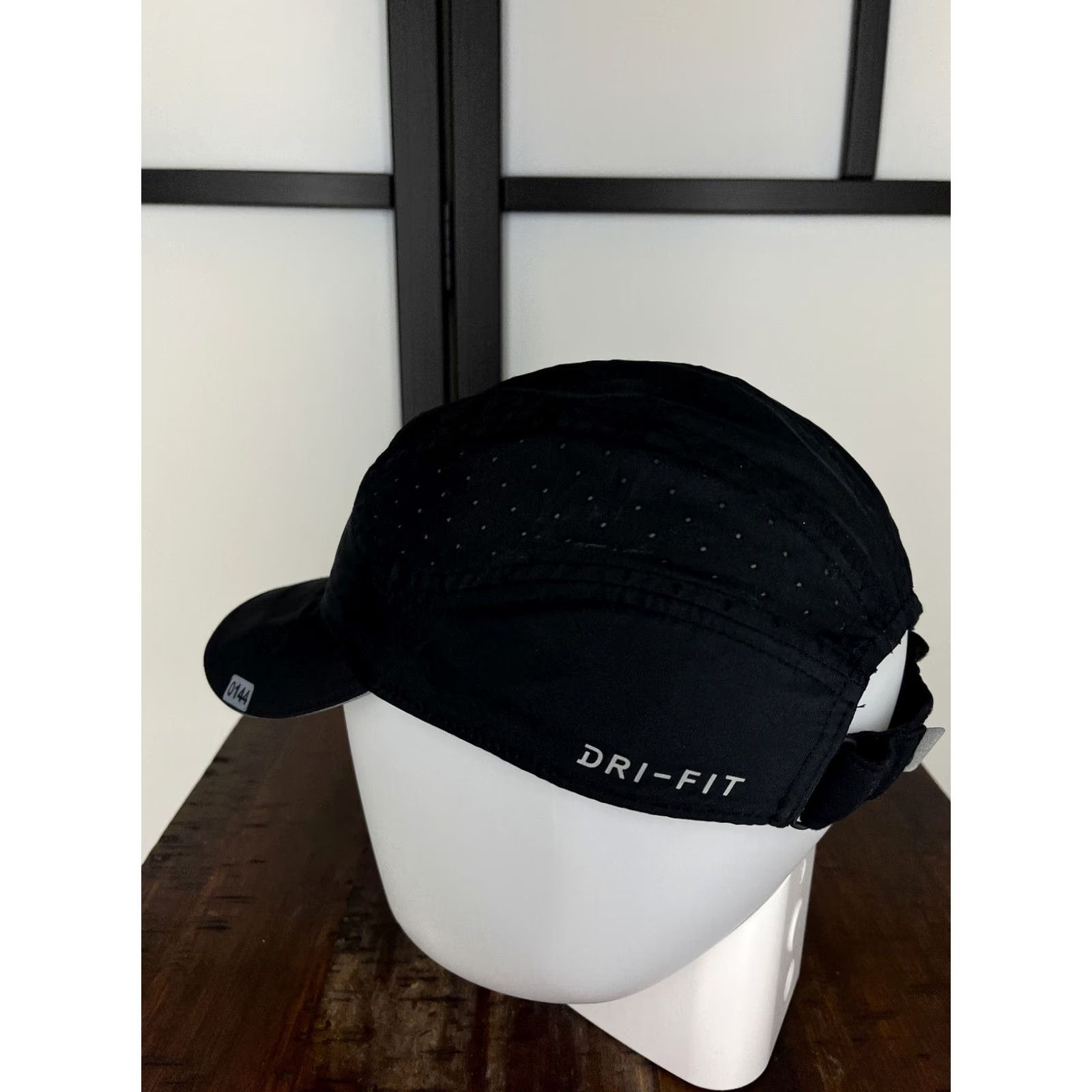 Nike Nike Hat Cap Strap Back Womens OSFM Elite Aerobill Tailwind Tennis Pickle Ball Cap Size ONE SIZE - 5 Thumbnail