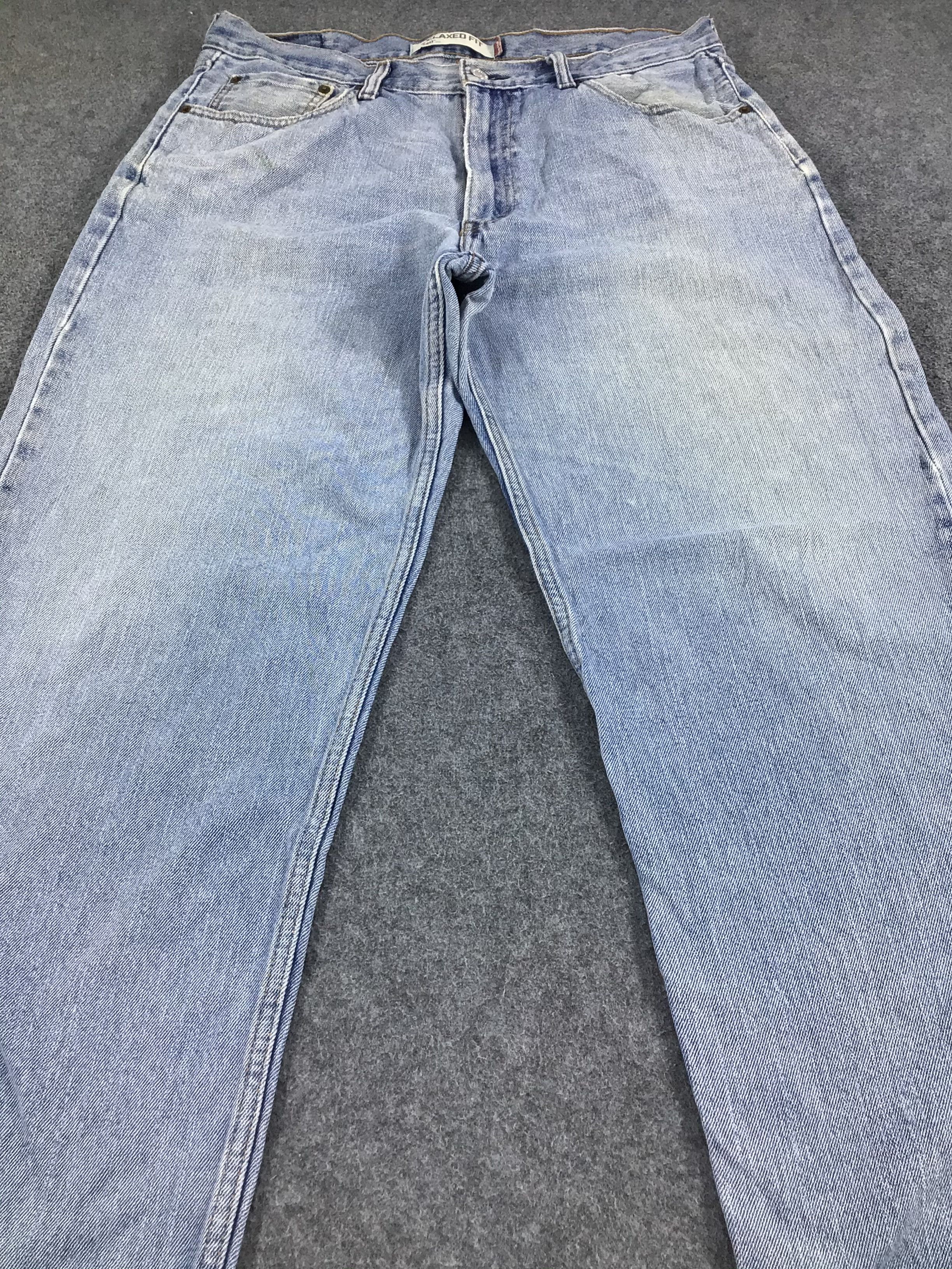 Levi's Vintage Levis 550 Jeans Medium Wash Relaxed Fit Denim KJ195 Size US 36 / EU 52 - 3 Thumbnail