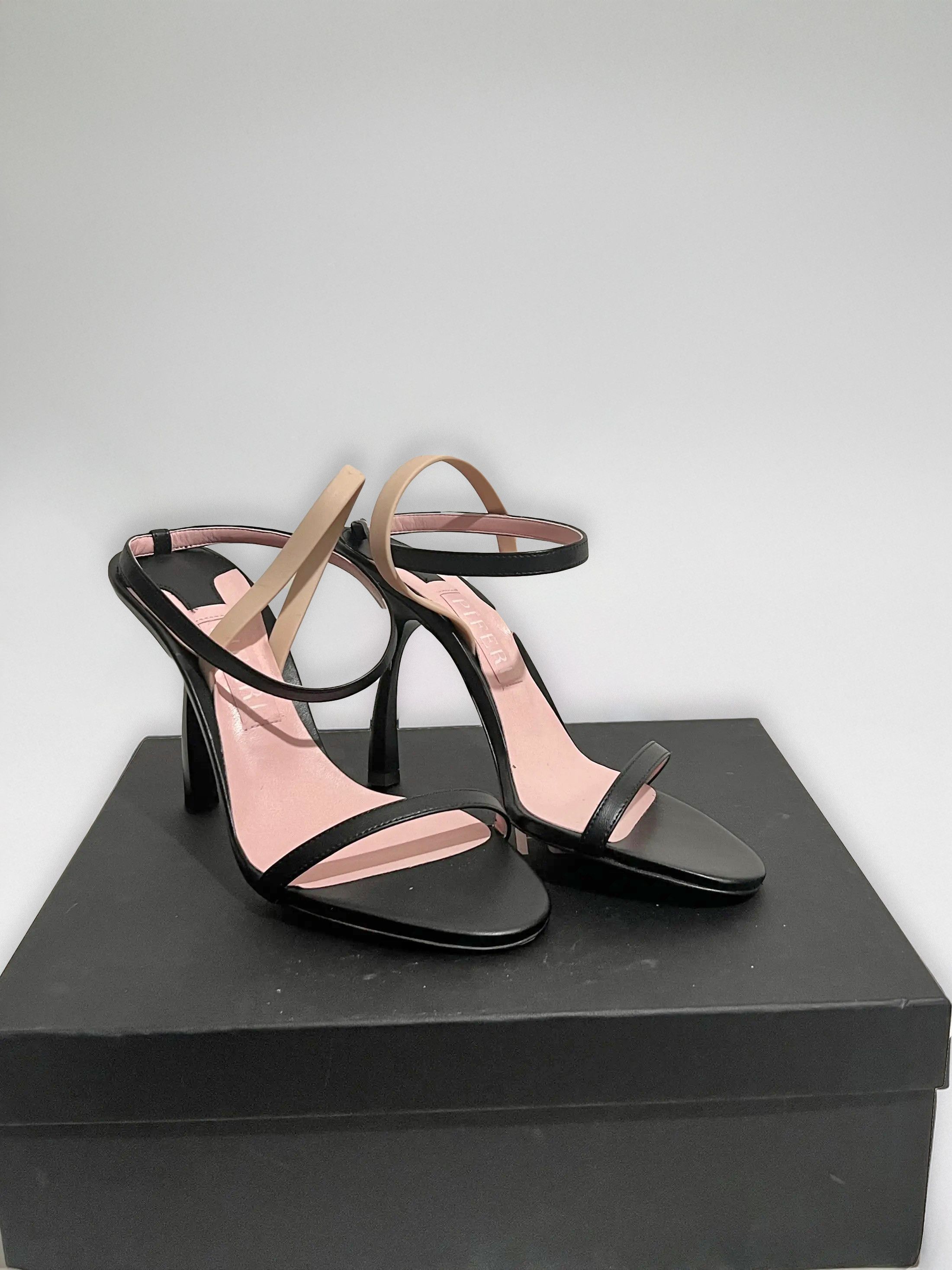 Other Comma-Heeled Sandals With Removable Sock Size US 8.5 / IT 38.5 - 4 Thumbnail