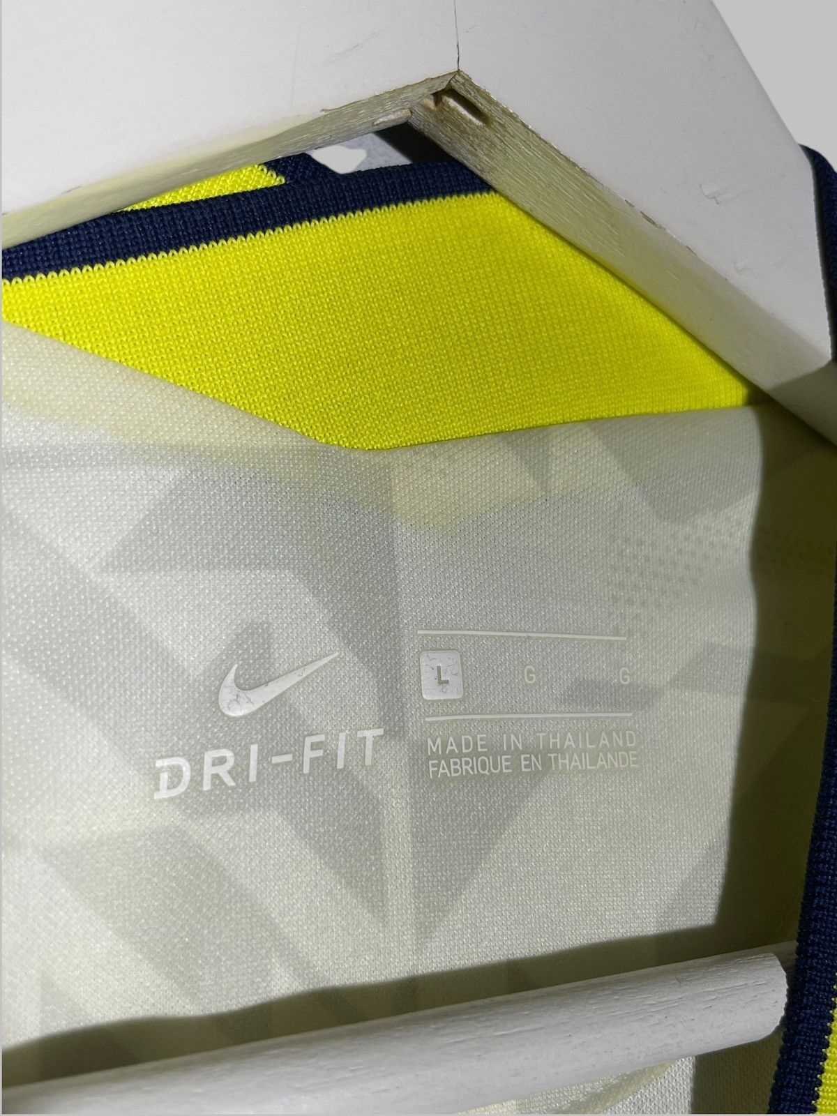 Nike #10 Hary Kane Tottenham Hotspur Nike 2018/19 Jersey Size US L / EU 52-54 / 3 - 17 Thumbnail