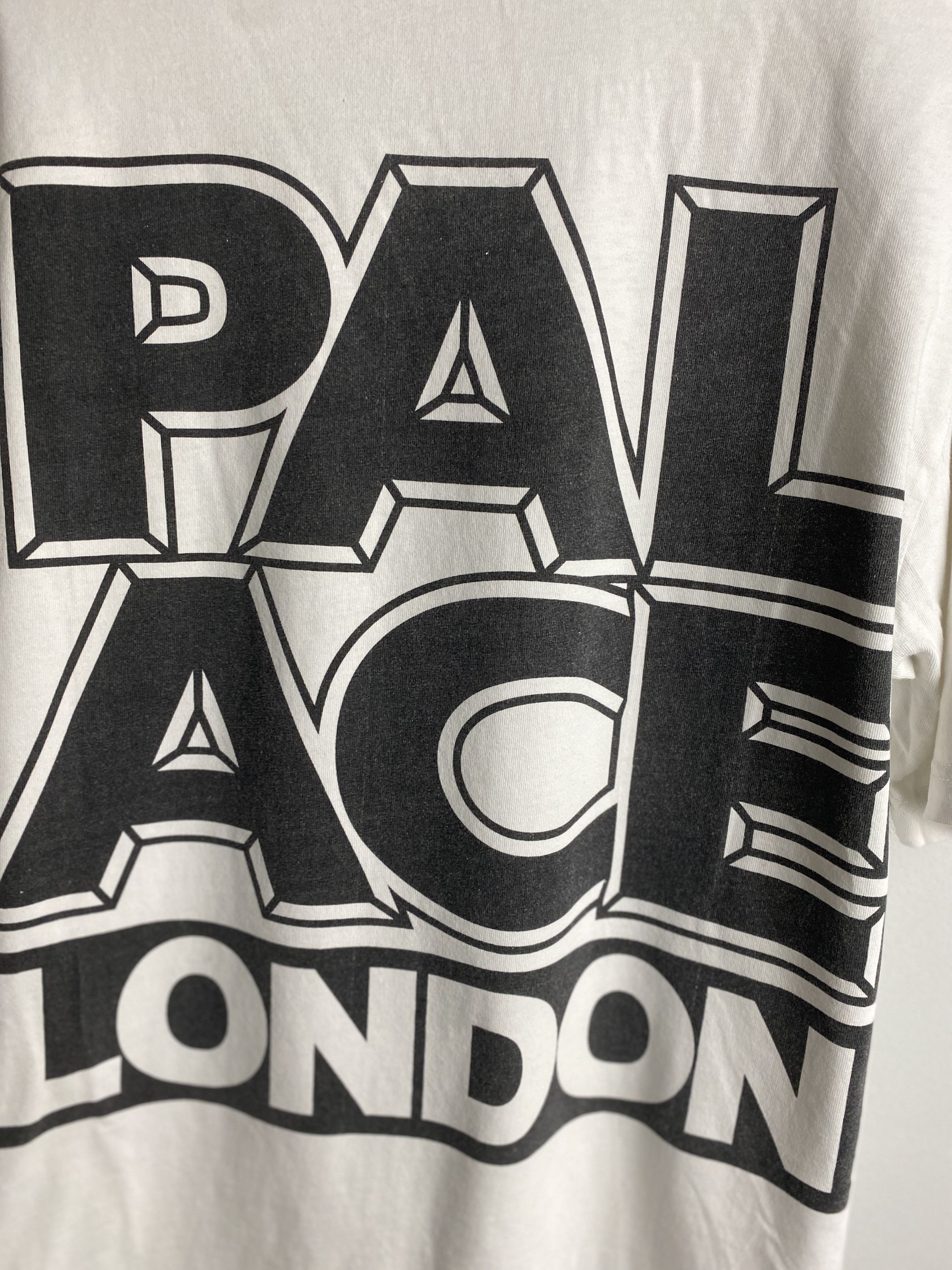 Palace Palace London t-shirt tee big logo skate rap hip hop Size US S / EU 44-46 / 1 - 7 Thumbnail