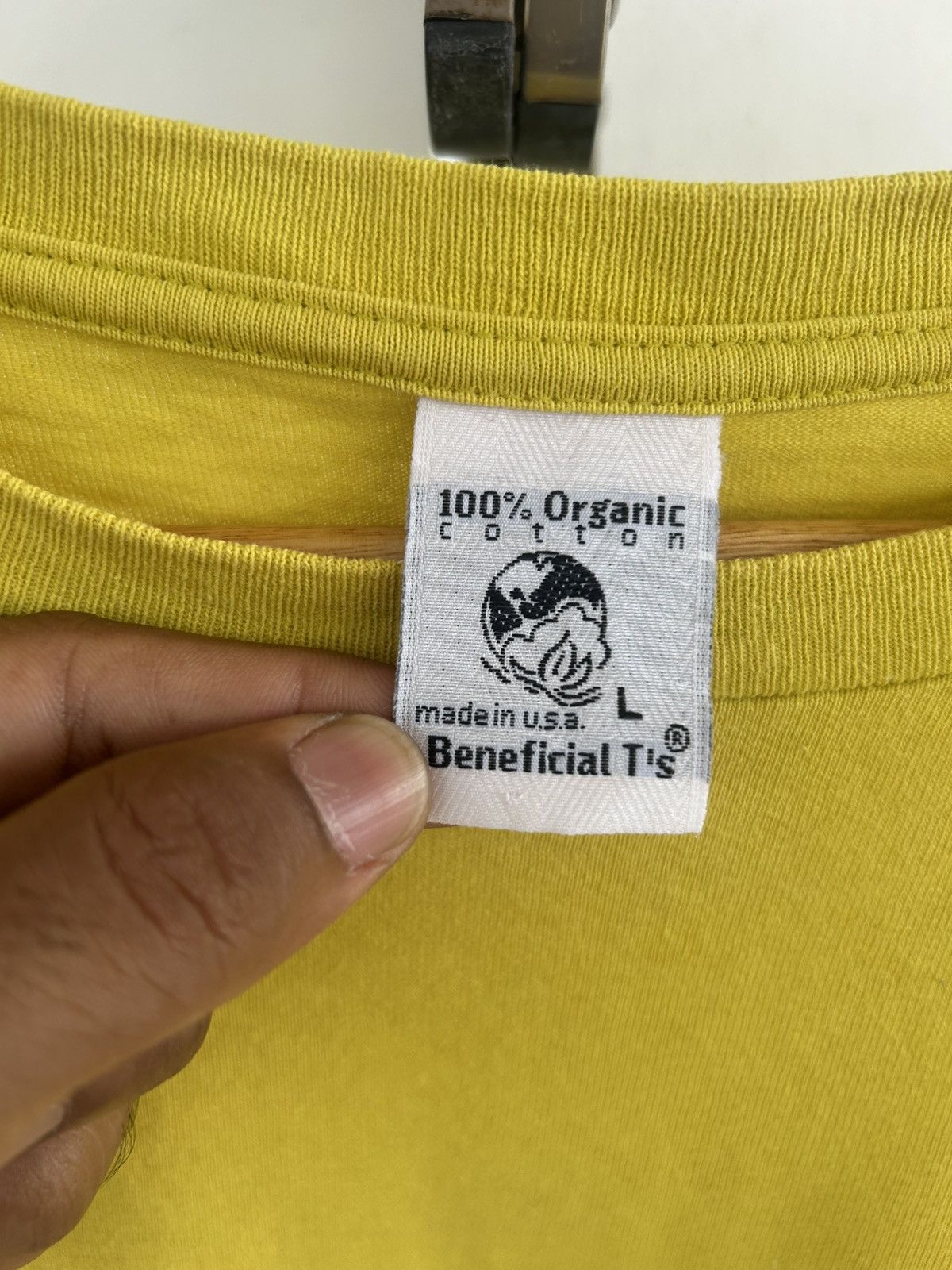 Patagonia Patagonia Vintage USA Mustard Tee Size US L / EU 52-54 / 3 - 4 Thumbnail