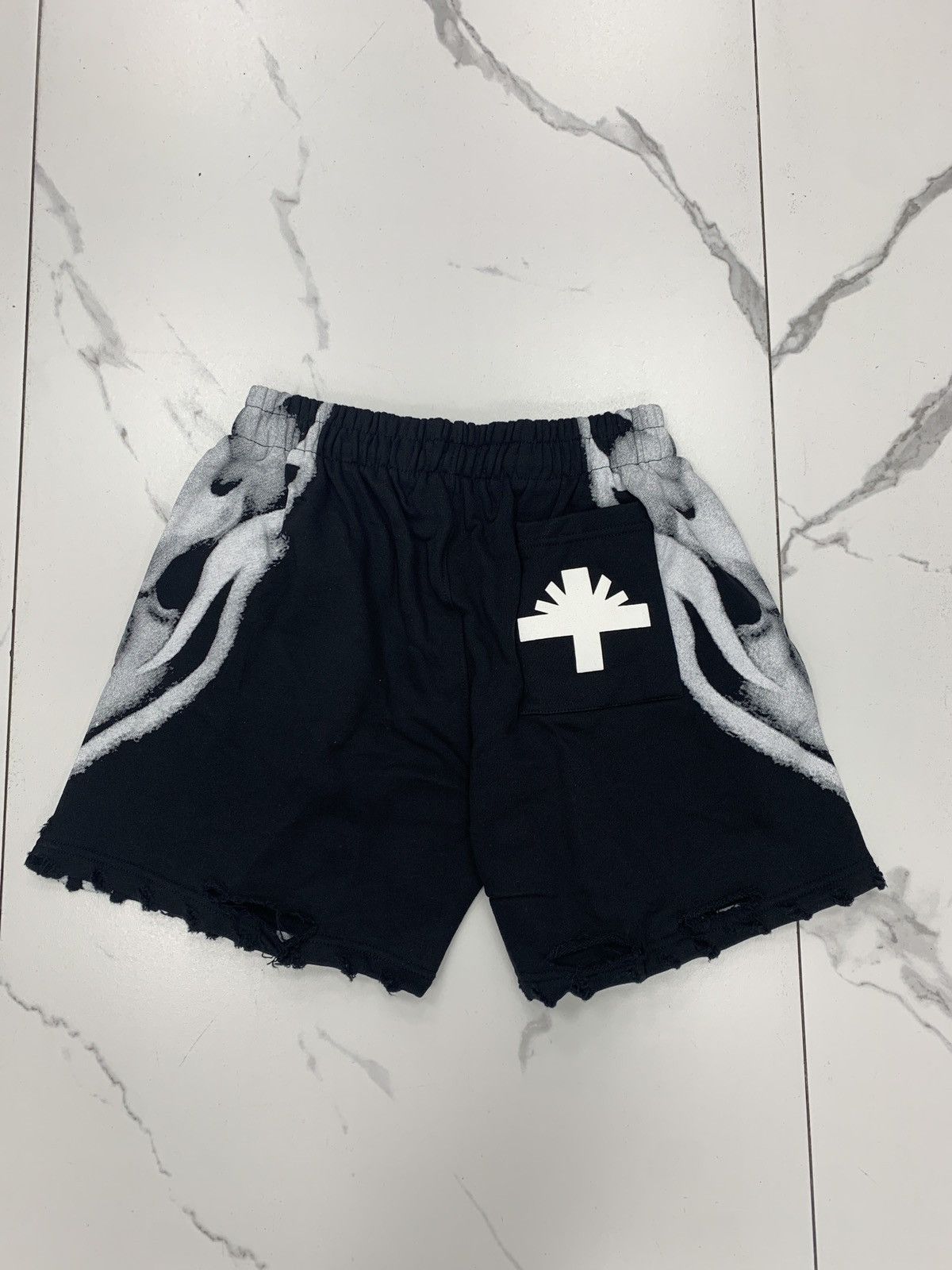 Vertabrae Vertabrae Skull Storm Distressed Shorts "Black" Size US 32 / EU 48 - 2 Thumbnail