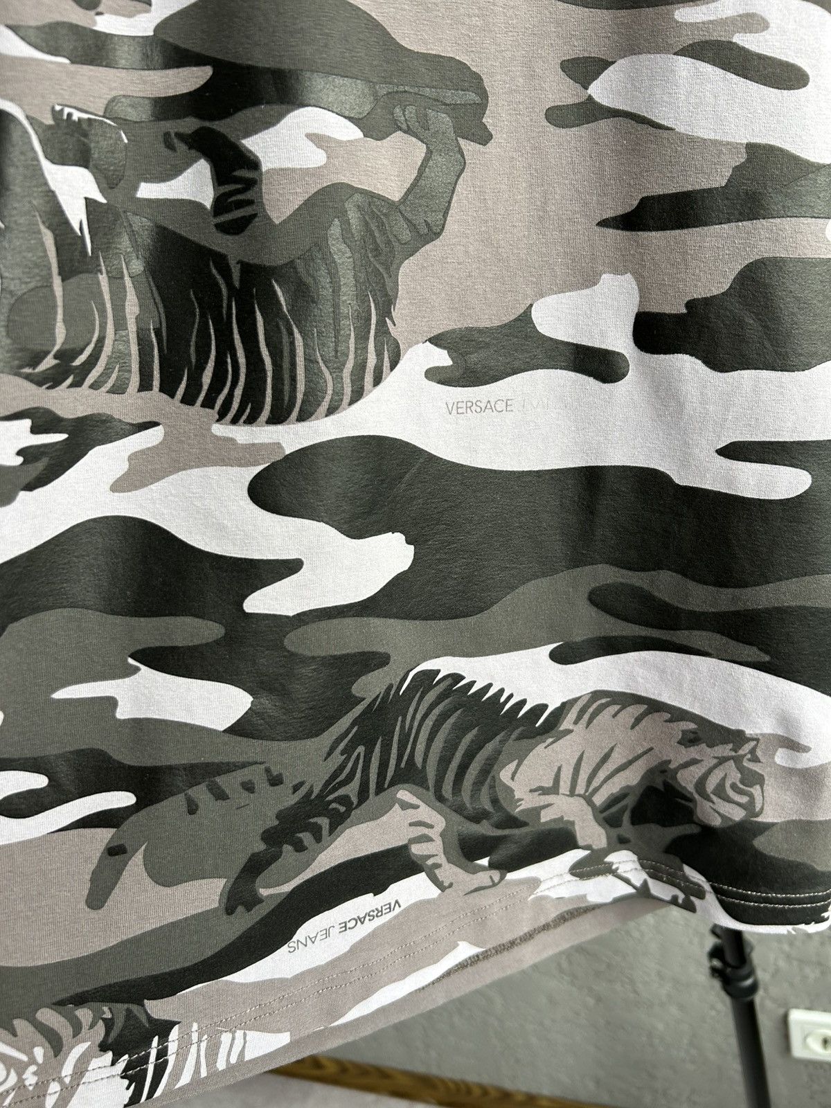 Versace Jeans Couture Versace Jeans Man's Camo-tiger t-shirt size L Size US M / EU 48-50 / 2 - 8 Thumbnail