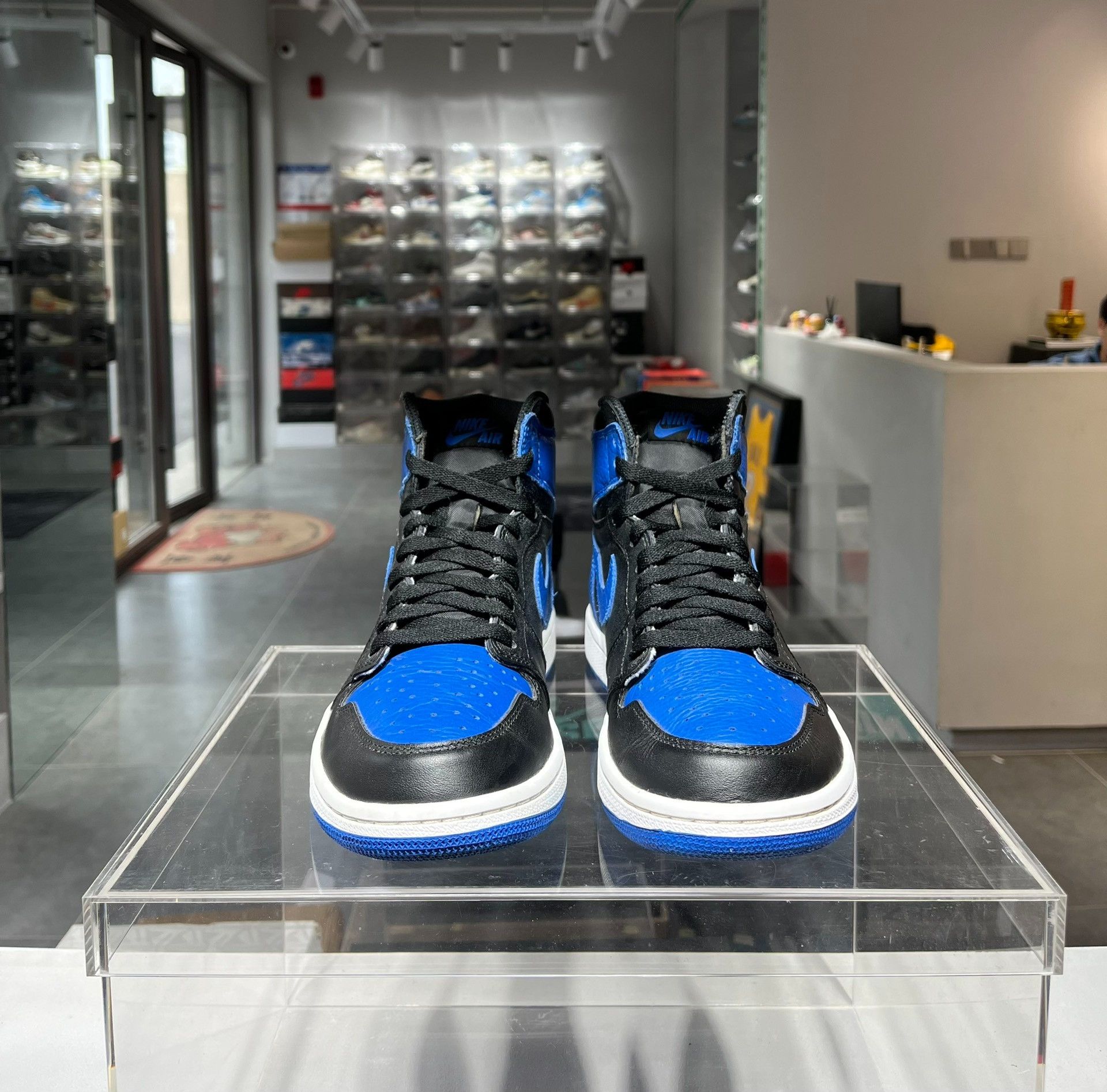 Nike Nike Blue Lowtop Sneakers 42 Men Size US 9 / EU 42 - 1 Thumbnail