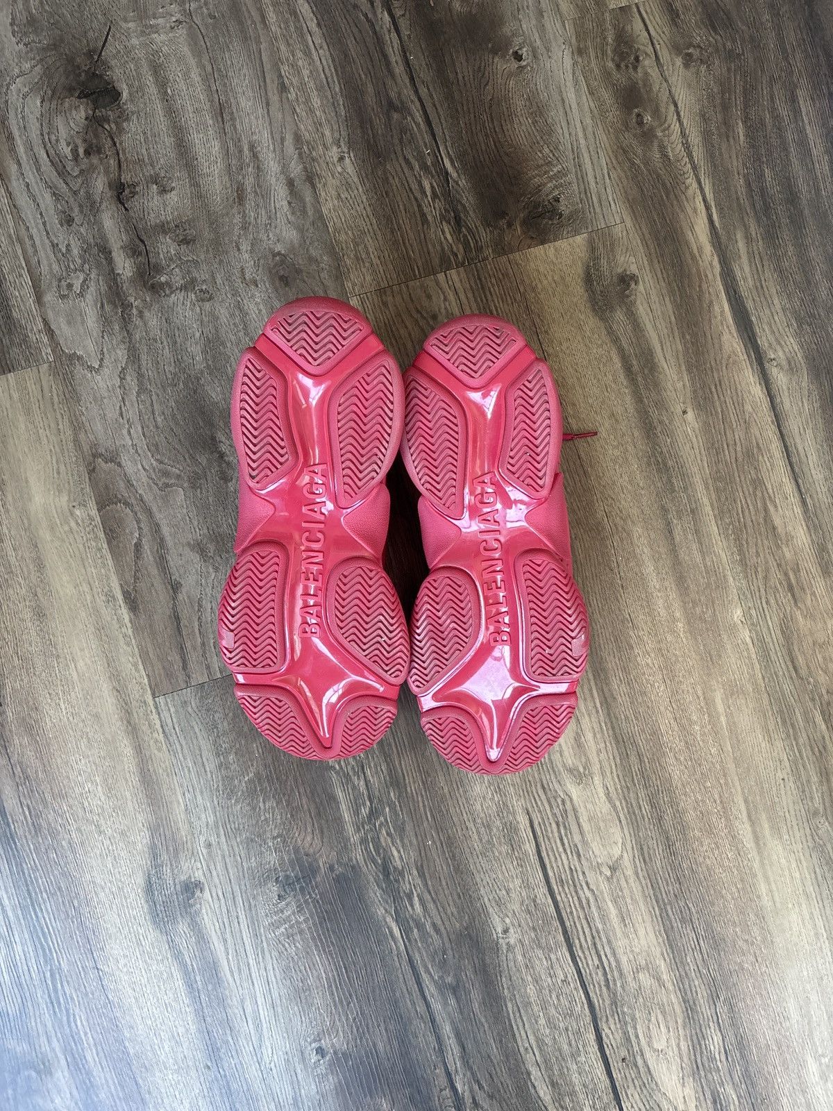 Balenciaga Balenciaga Triple S Red Fur Lined Size 12 Size US 12 / EU 45 - 4 Thumbnail
