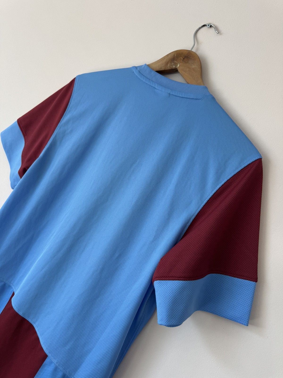Nike Trabzonspor 2013-2014 Home Soccer Jersey Nike Football Shirt Size US S / EU 44-46 / 1 - 9 Thumbnail