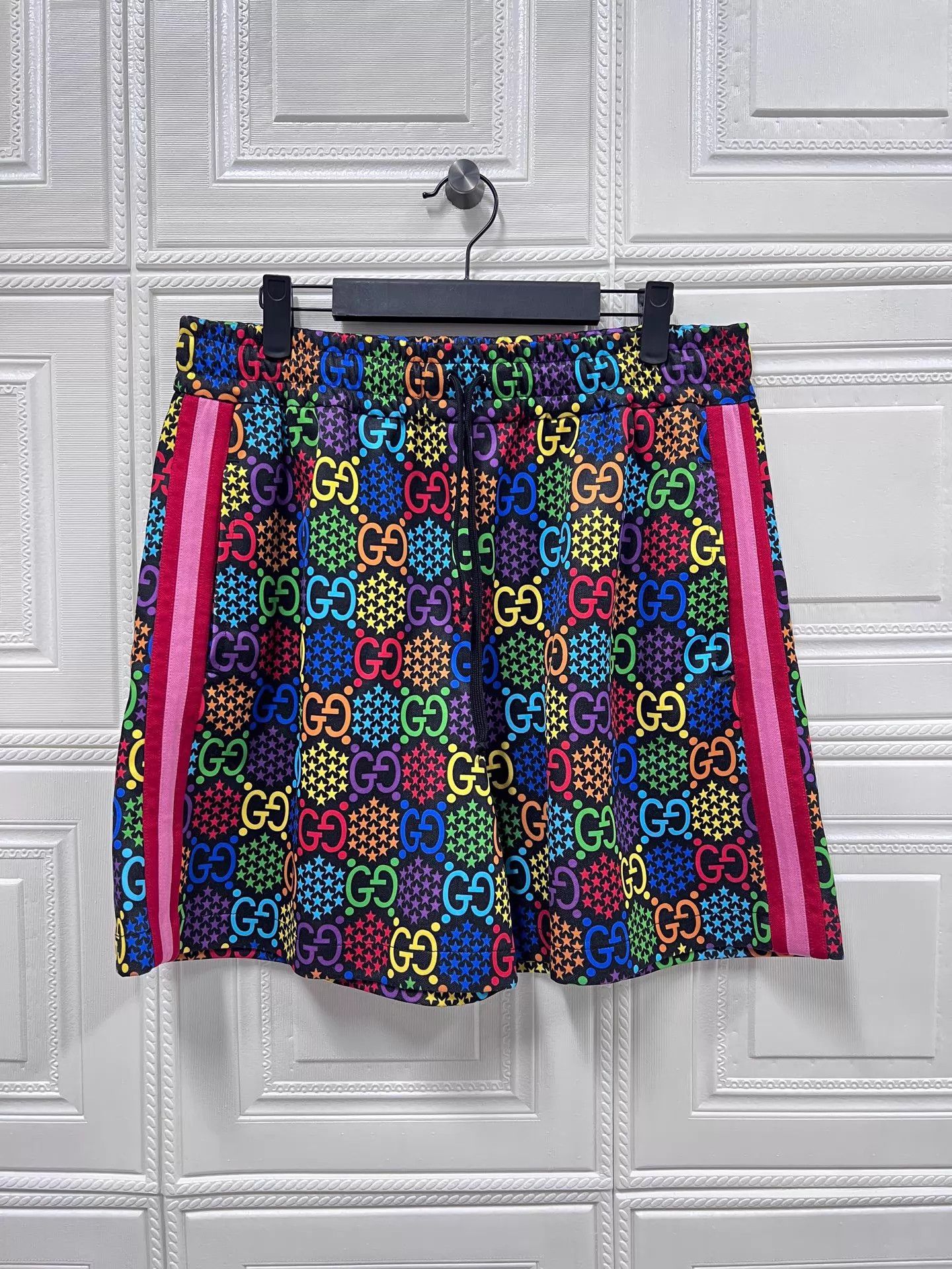 Gucci Gucci Multi Double G AOP Short XL MINT Size 30" / US 8 / IT 44 - 1 Thumbnail