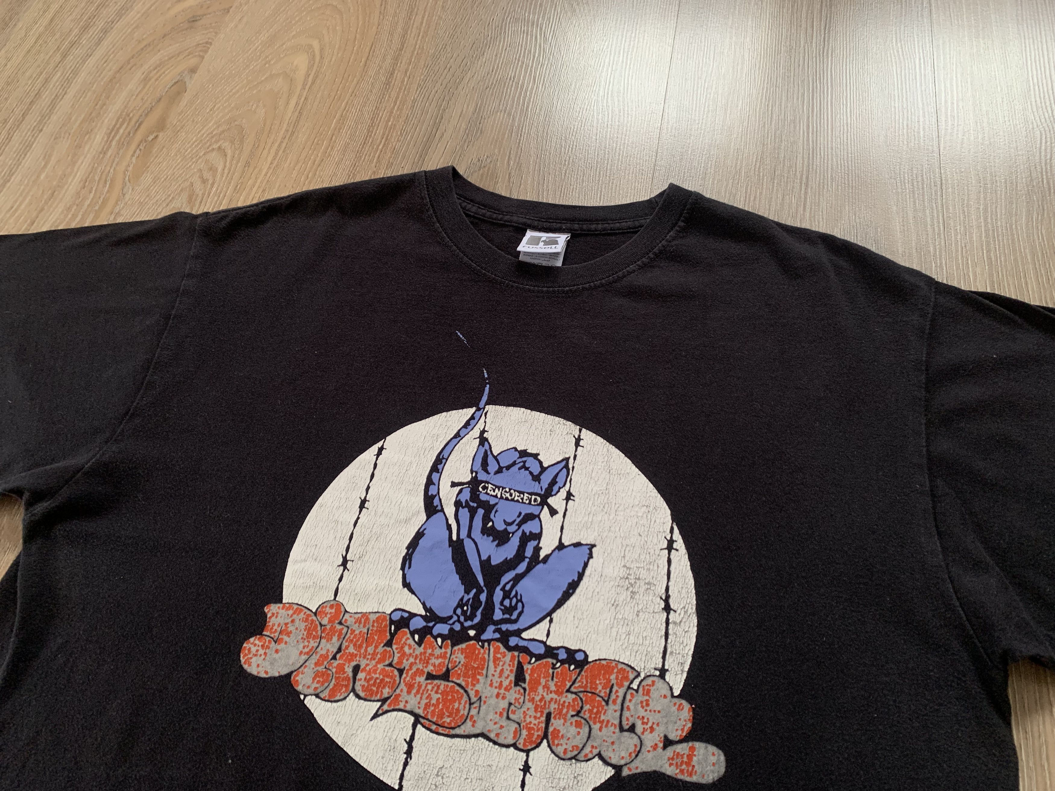 Russell Athletic Vintage Russell Y2K Gargoyle Graphic Black T-Shirt Size US M / EU 48-50 / 2 - 4 Thumbnail