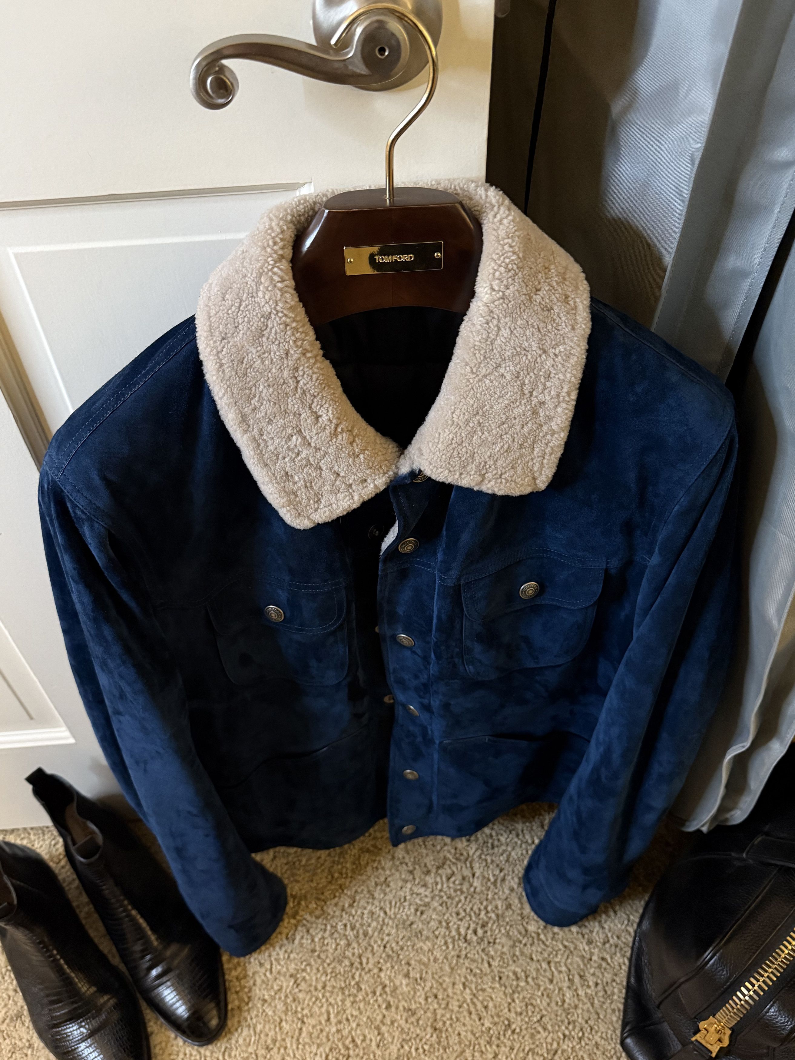 Tom Ford A-List Celeb Favorite, Coveted $9,800 w/tax Suede Shearling Size US L / EU 52-54 / 3 - 15 Thumbnail