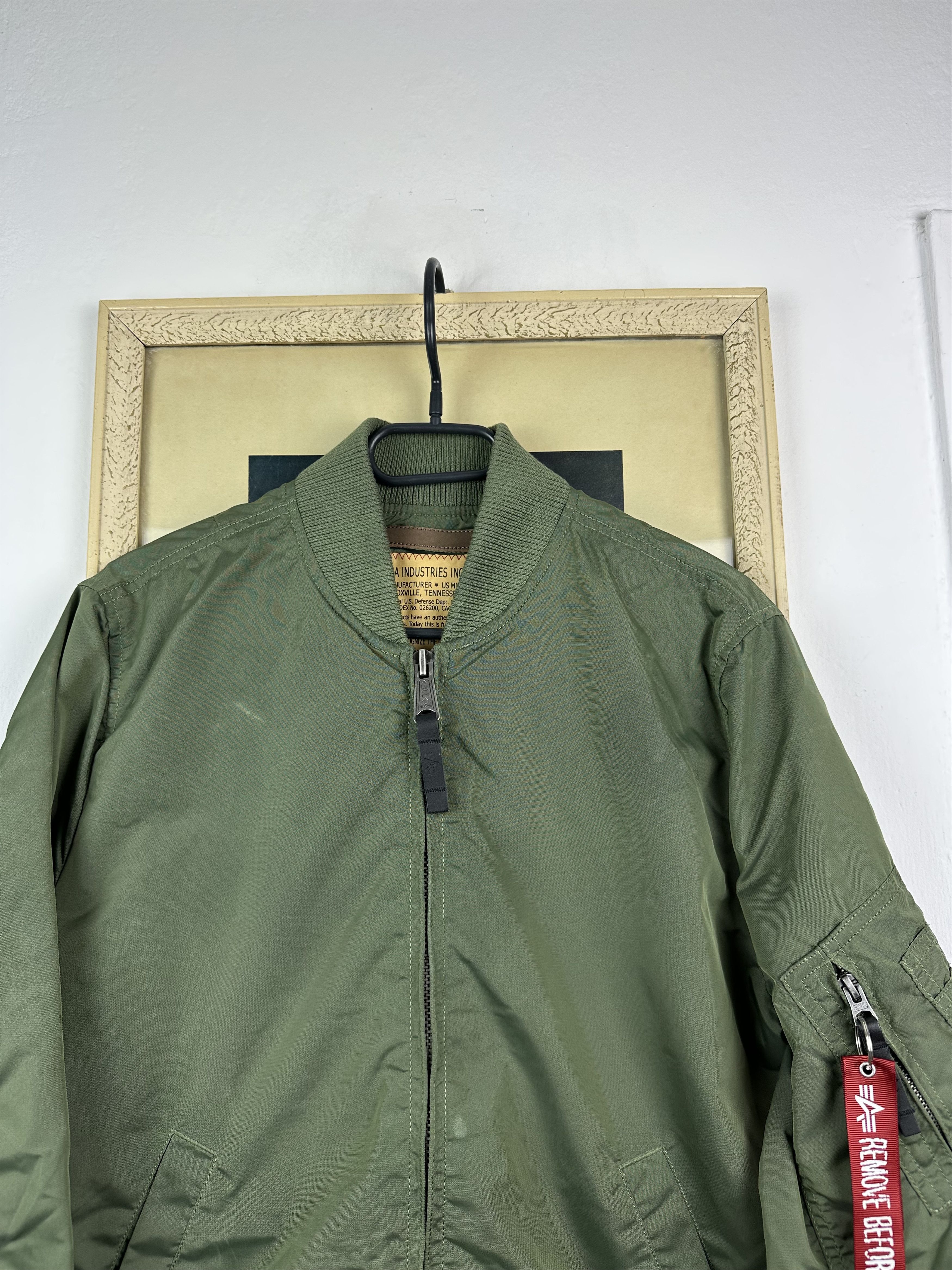 Alpha Industries Alpha Industries Mens Green Bomber Jacket Rare Size US S / EU 44-46 / 1 - 2 Thumbnail