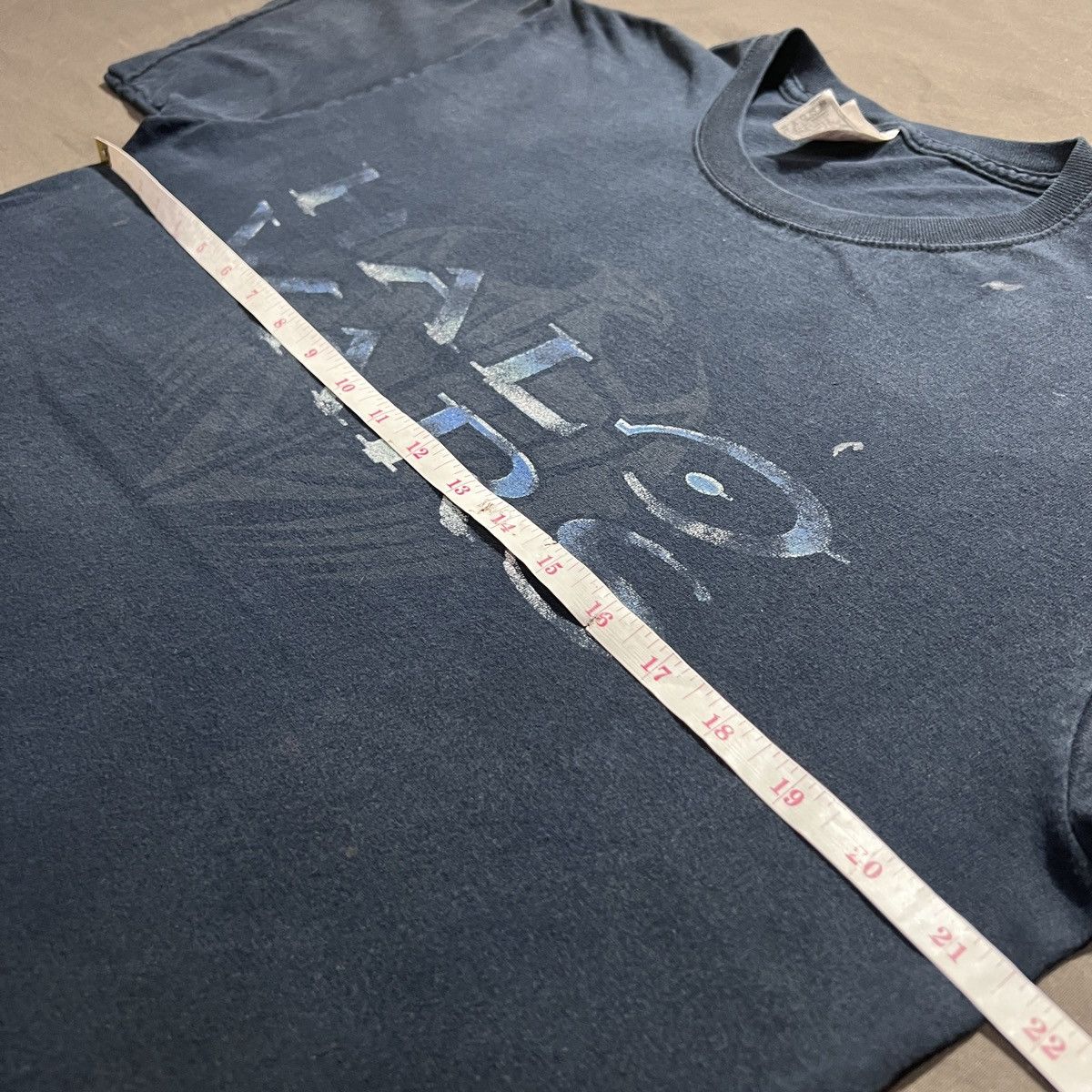 Vintage Y2K HALO WARS XBOX microsoft Tee Faded